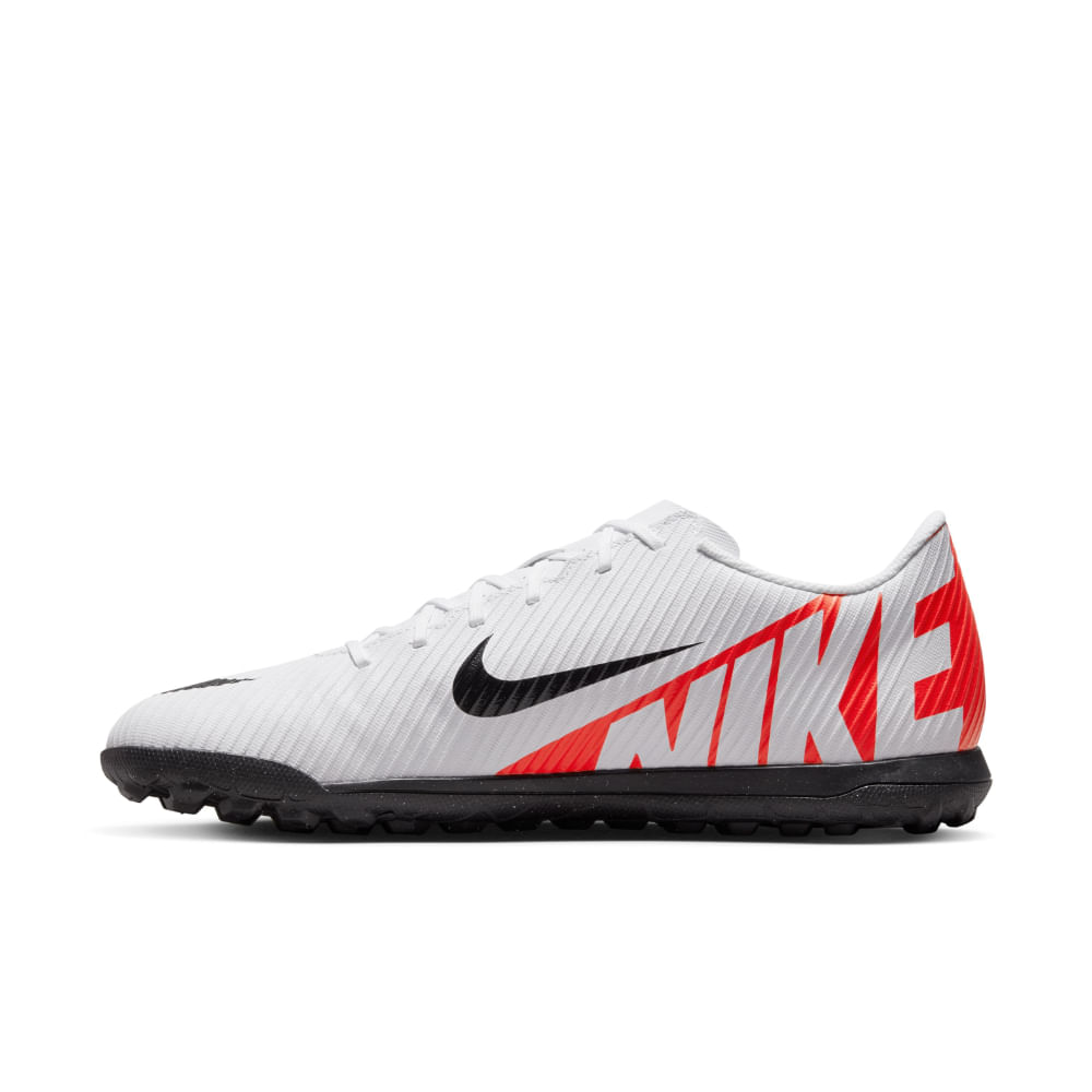 Guayos de futbol hombre Nike Ref.DJ5968-600 Vapor 15 Club Tf