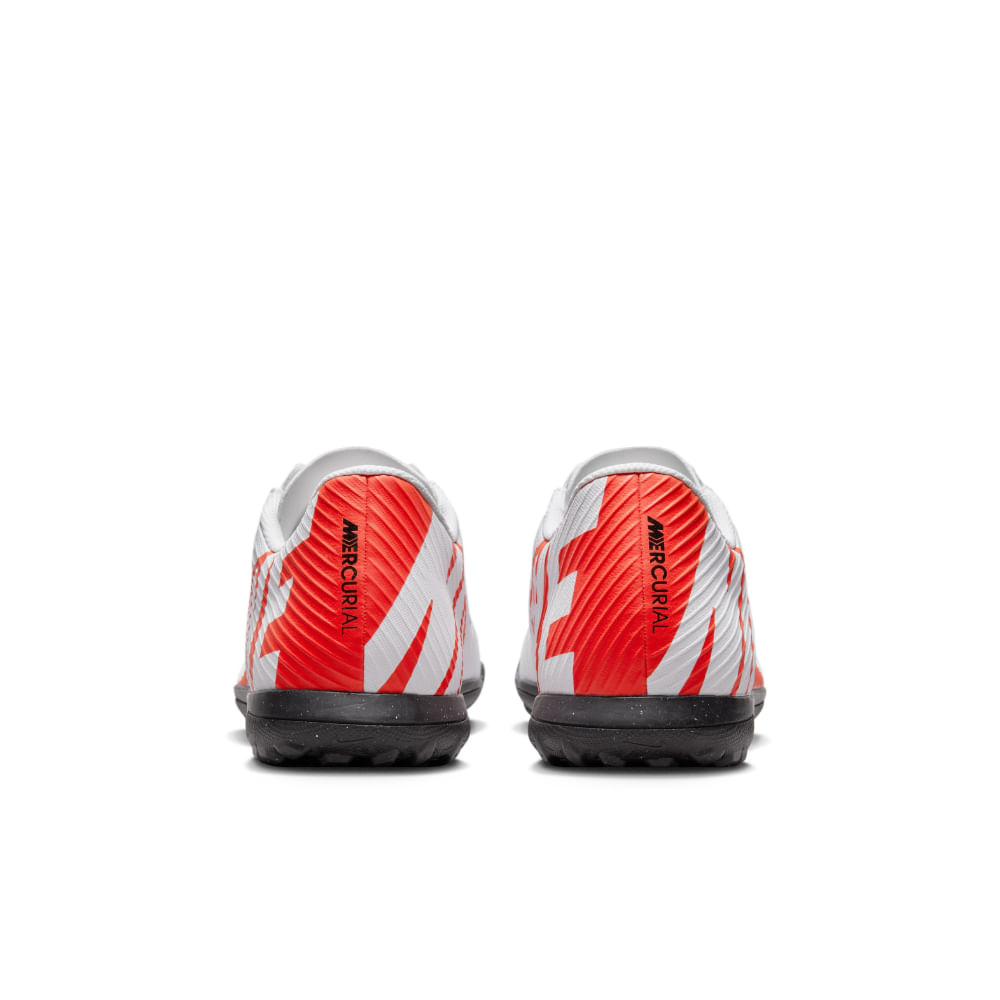 Guayos de futbol hombre Nike Ref.DJ5968-600 Vapor 15 Club Tf