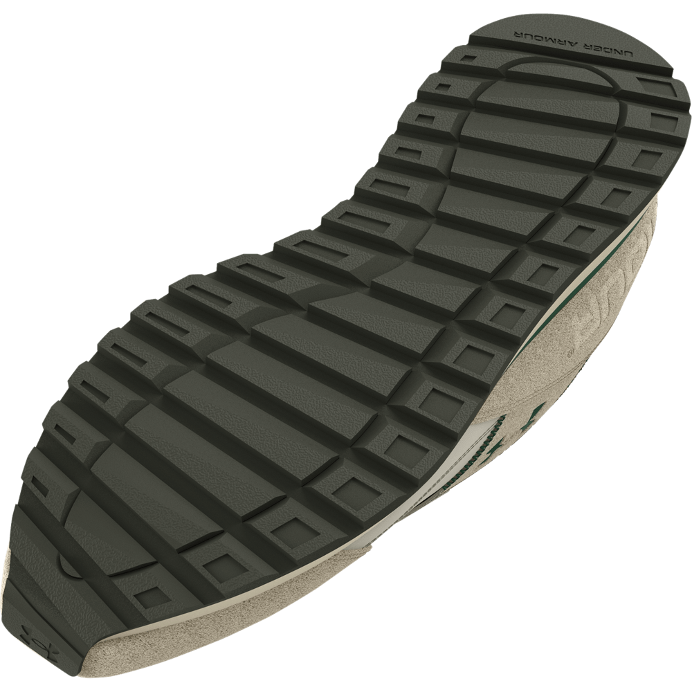 UA Essential Runner Tenis blanco de hombre lifestyle