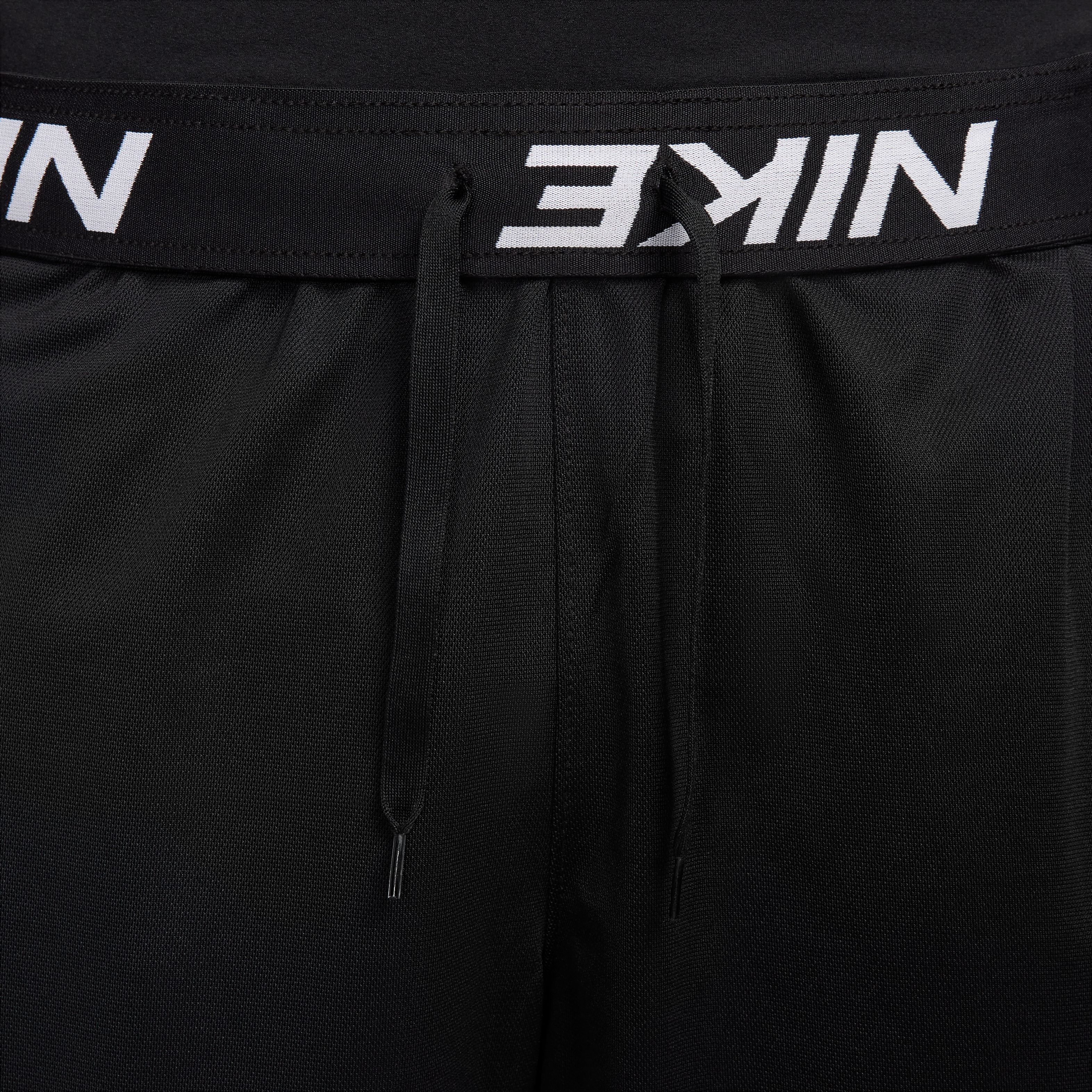 Nike M Nk Df Totality Gfx Short 7Ul Pantaloneta negro de hombre para entrenamiento
