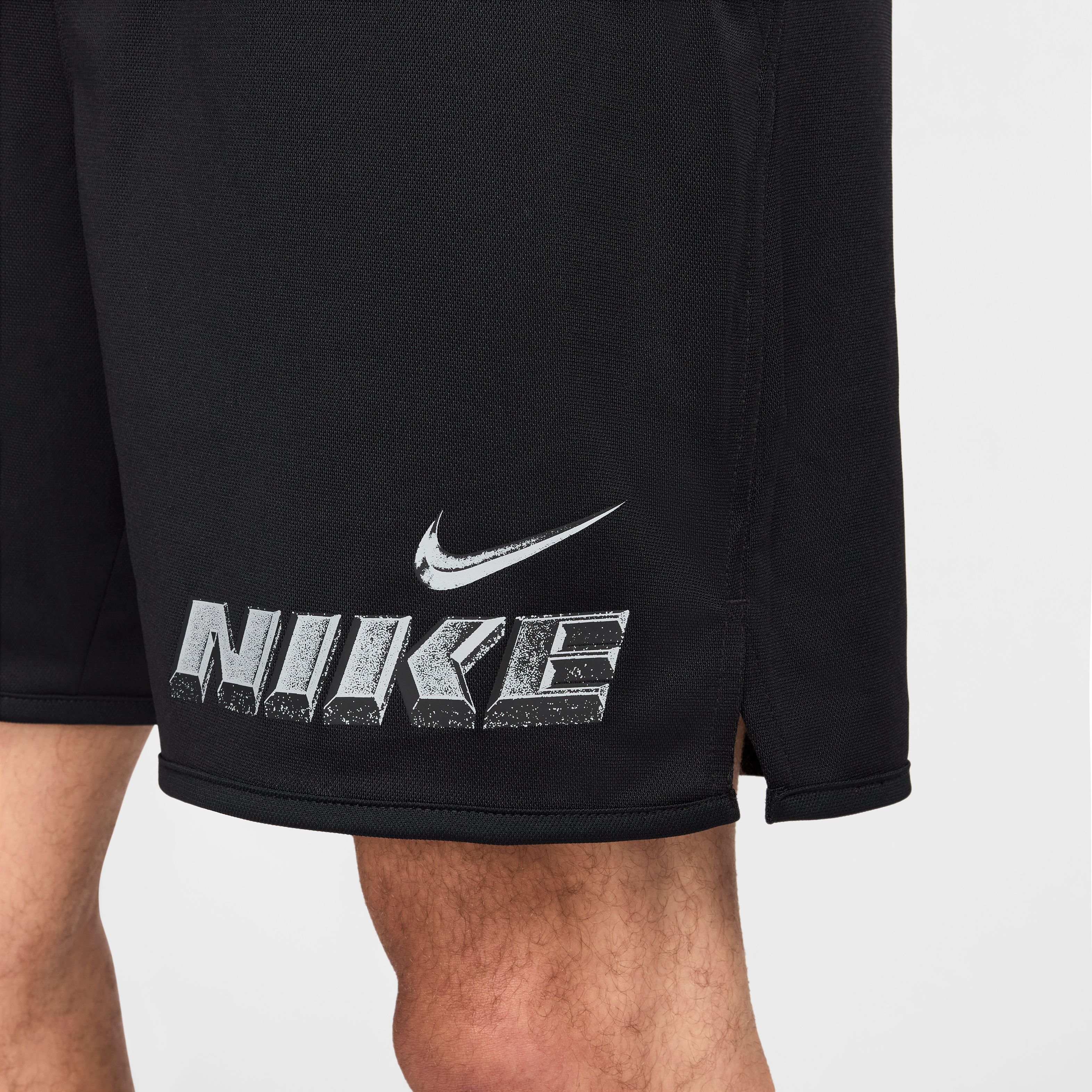 Nike M Nk Df Totality Gfx Short 7Ul Pantaloneta negro de hombre para entrenamiento