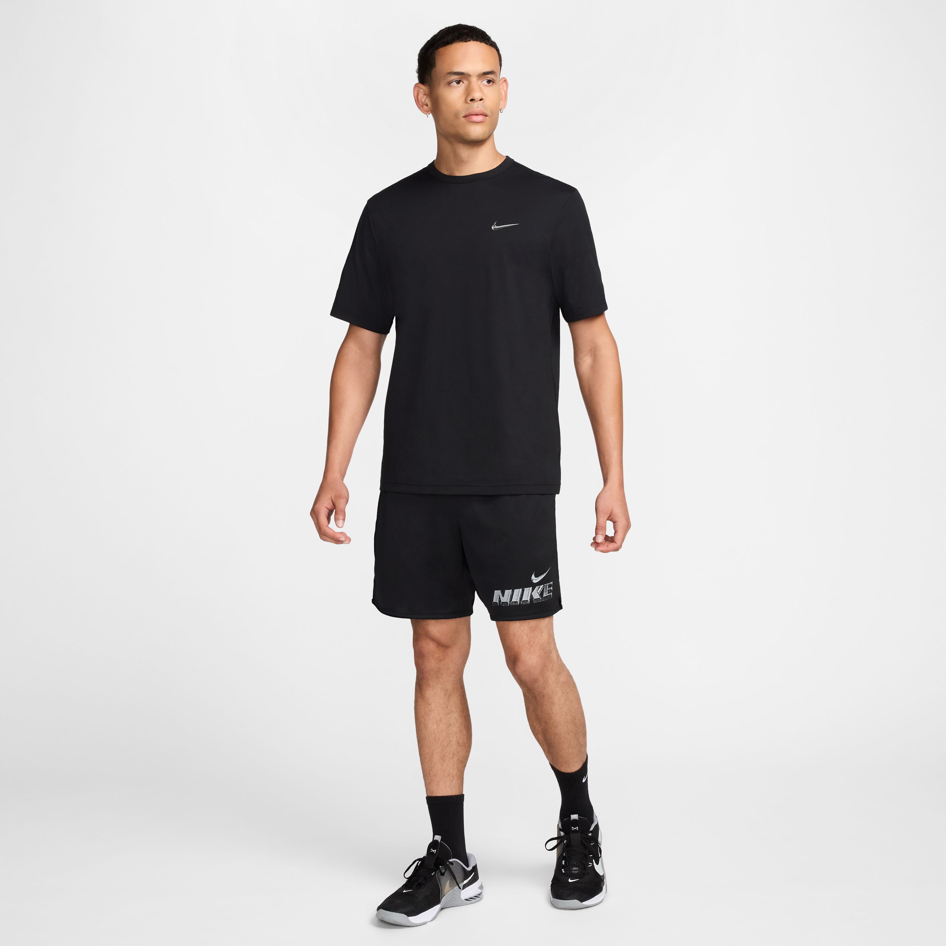 Nike M Nk Df Totality Gfx Short 7Ul Pantaloneta negro de hombre para entrenamiento