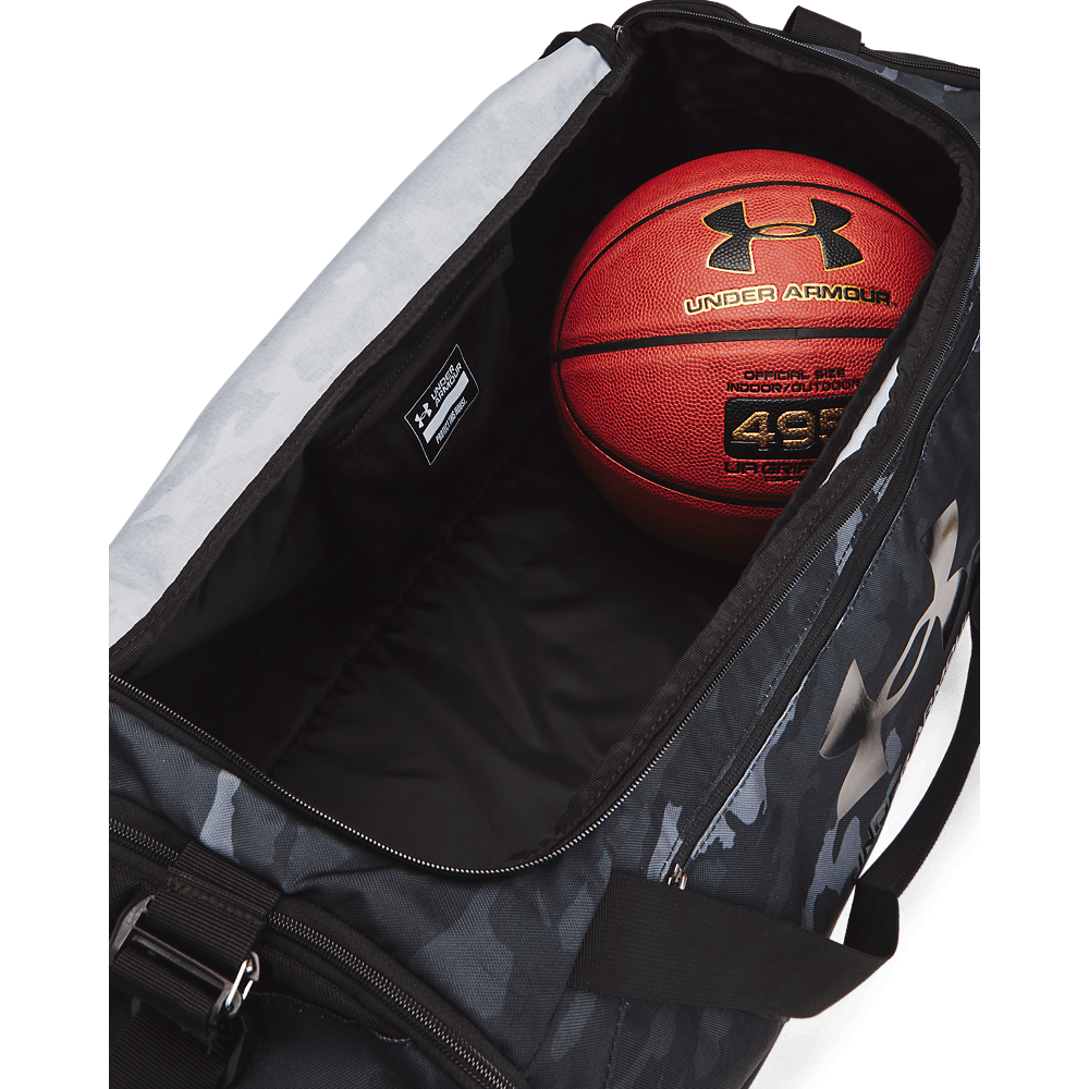 UA Undeniable 5.0 Duffle Md Maletín negro de hombre para entrenamiento