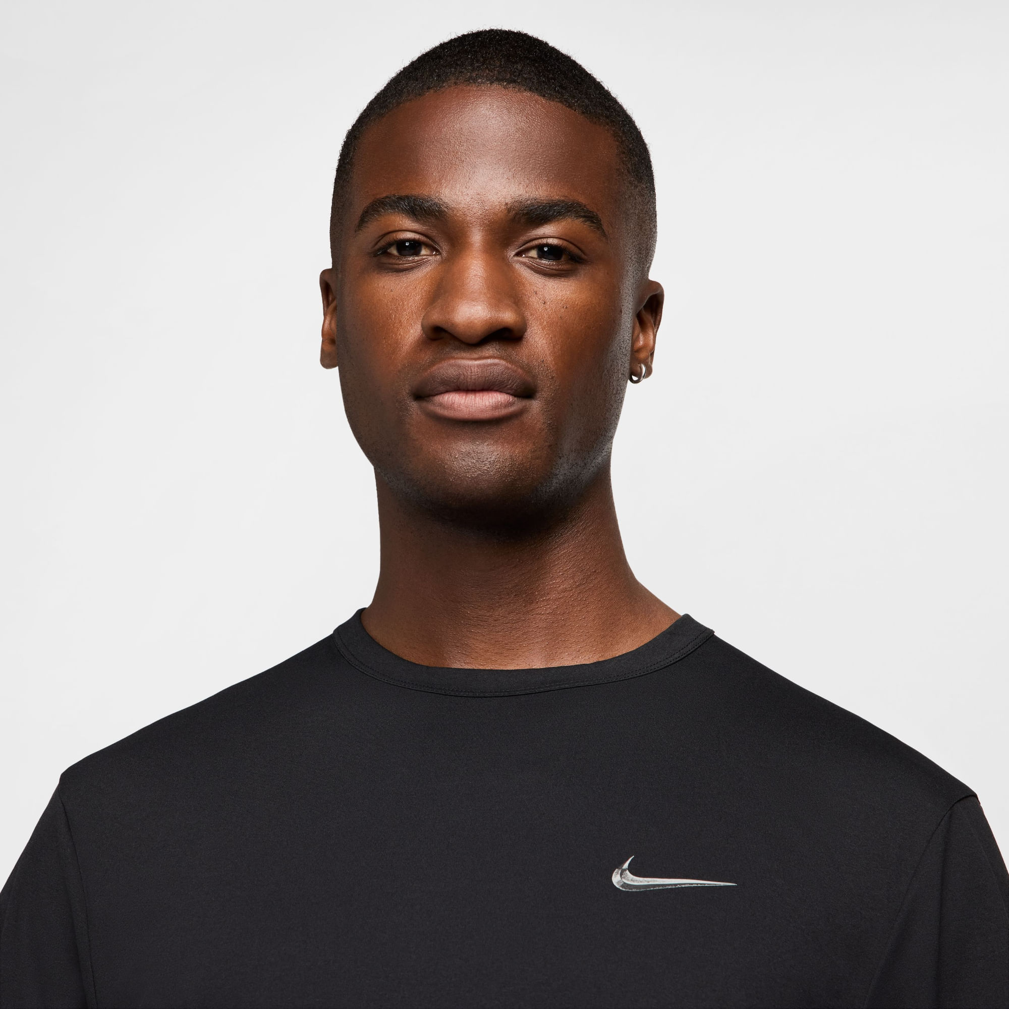 Nike M Nk Df Hyverse Top Ss Gfx Camiseta Manga Corta negro de hombre para entrenamiento