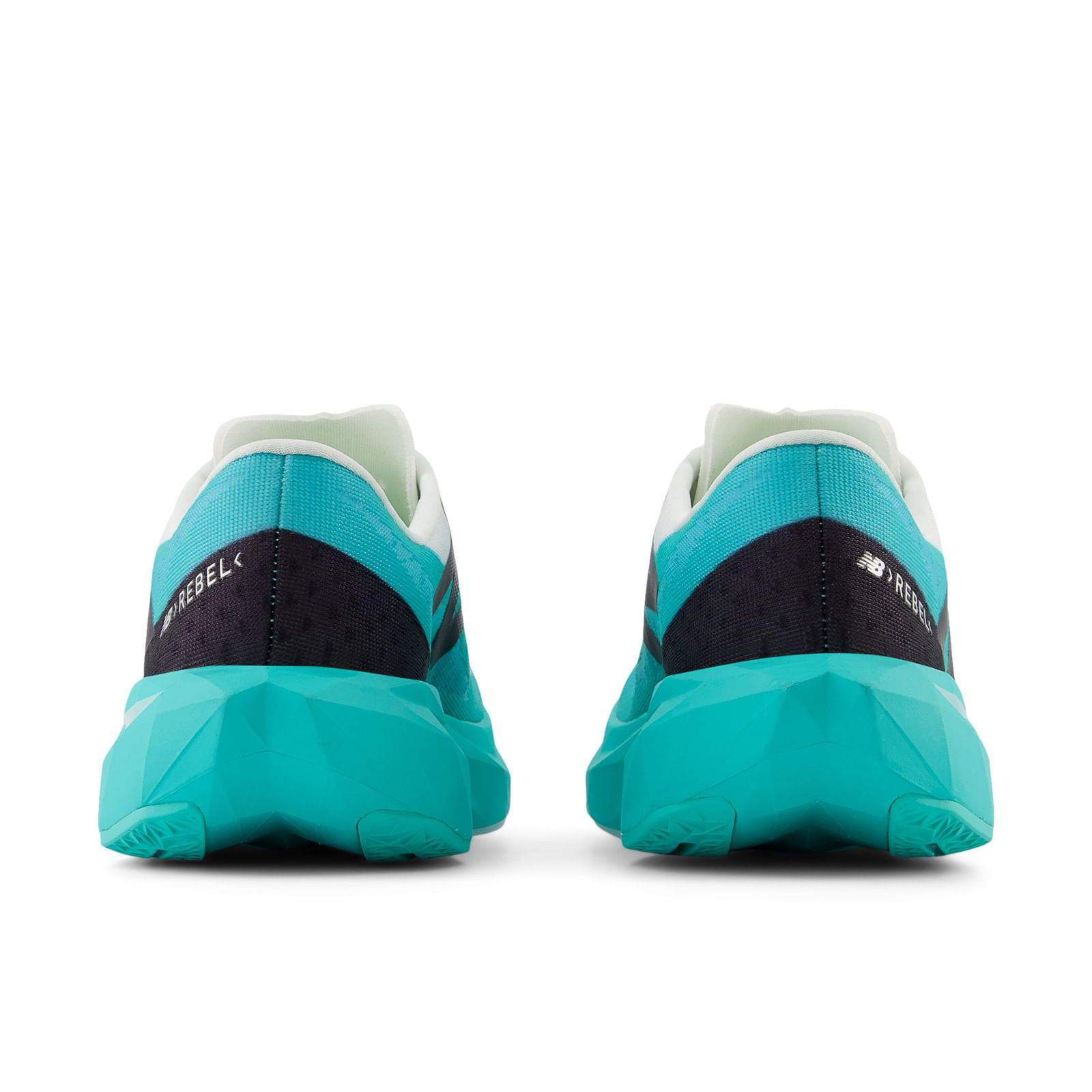 New Balance Rebel V4 Tenis verde de mujer para correr