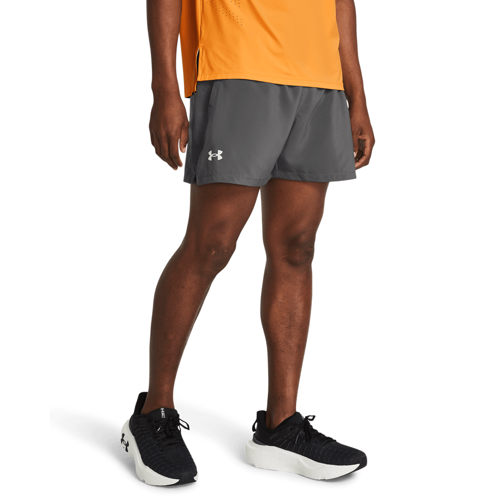 UA Launch 5  Short Pantaloneta gris de hombre para correr