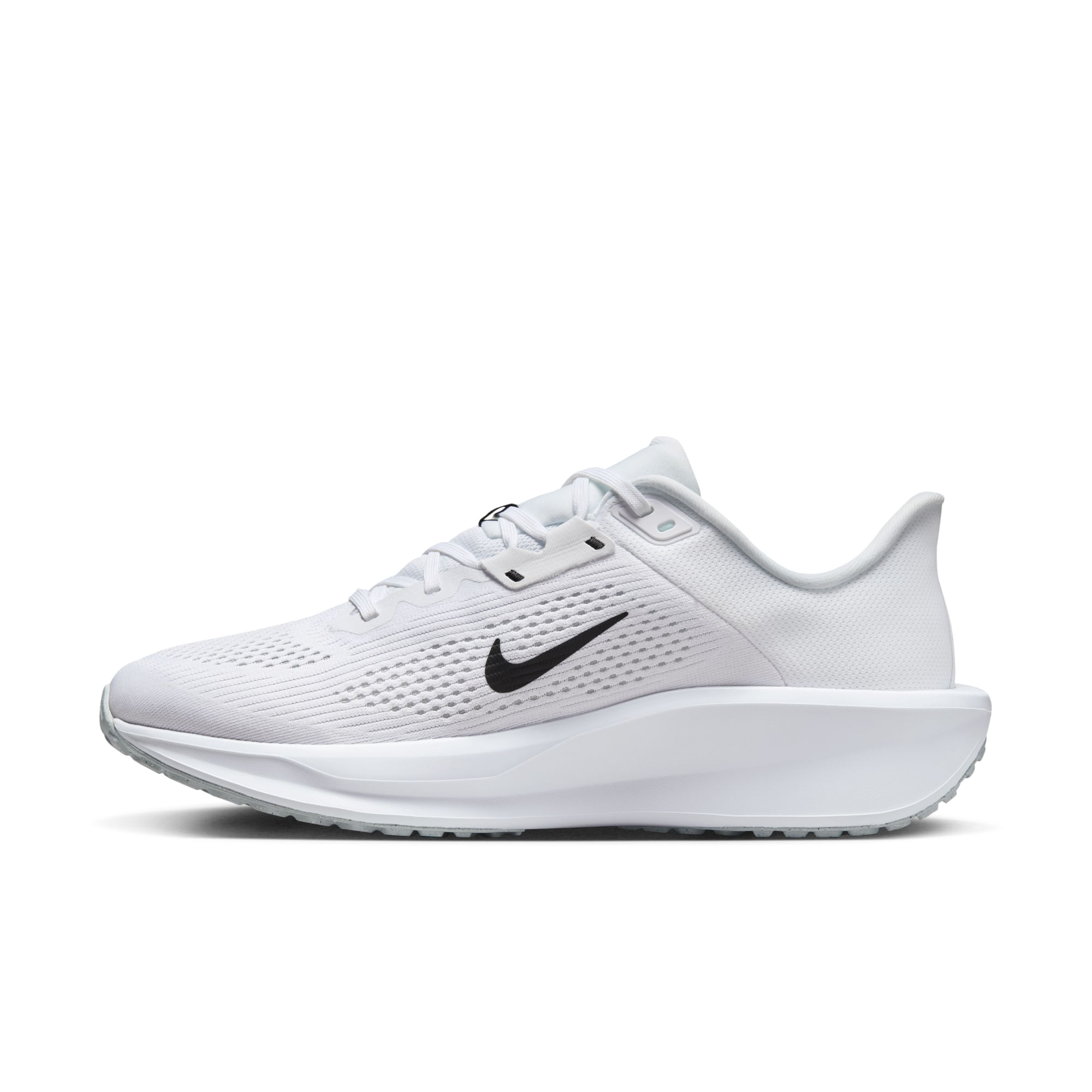 Nike Quest 6 Tenis blanco de hombre para correr
