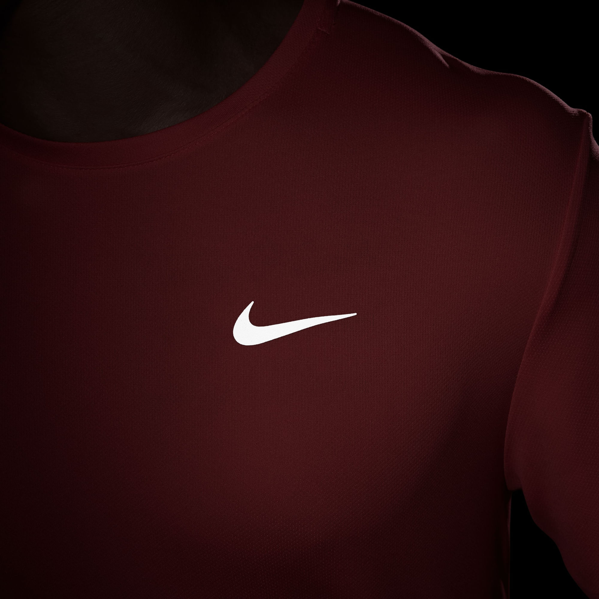 Nike M Nk Df Uv Miler Ss Camiseta Manga Corta rojo de hombre para correr