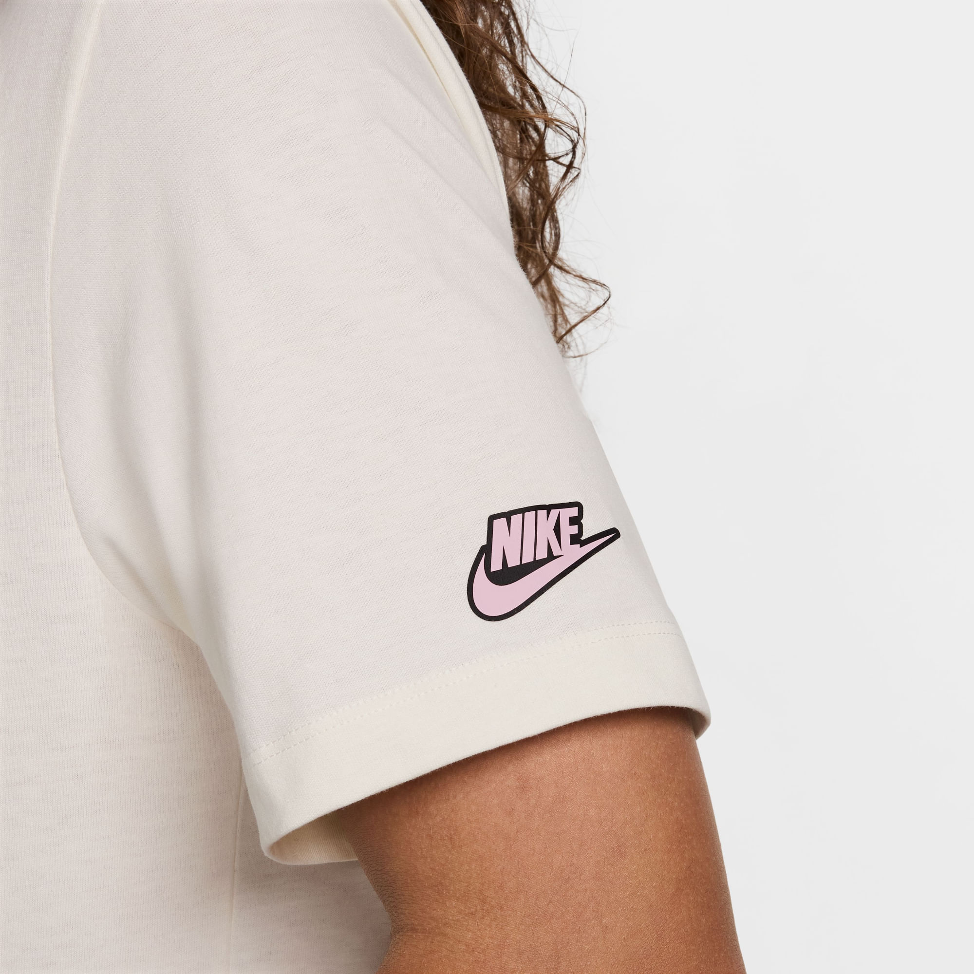 Nike M Nsw Tee Hbr Ssnl Club Camiseta Manga Corta blanco de hombre lifestyle