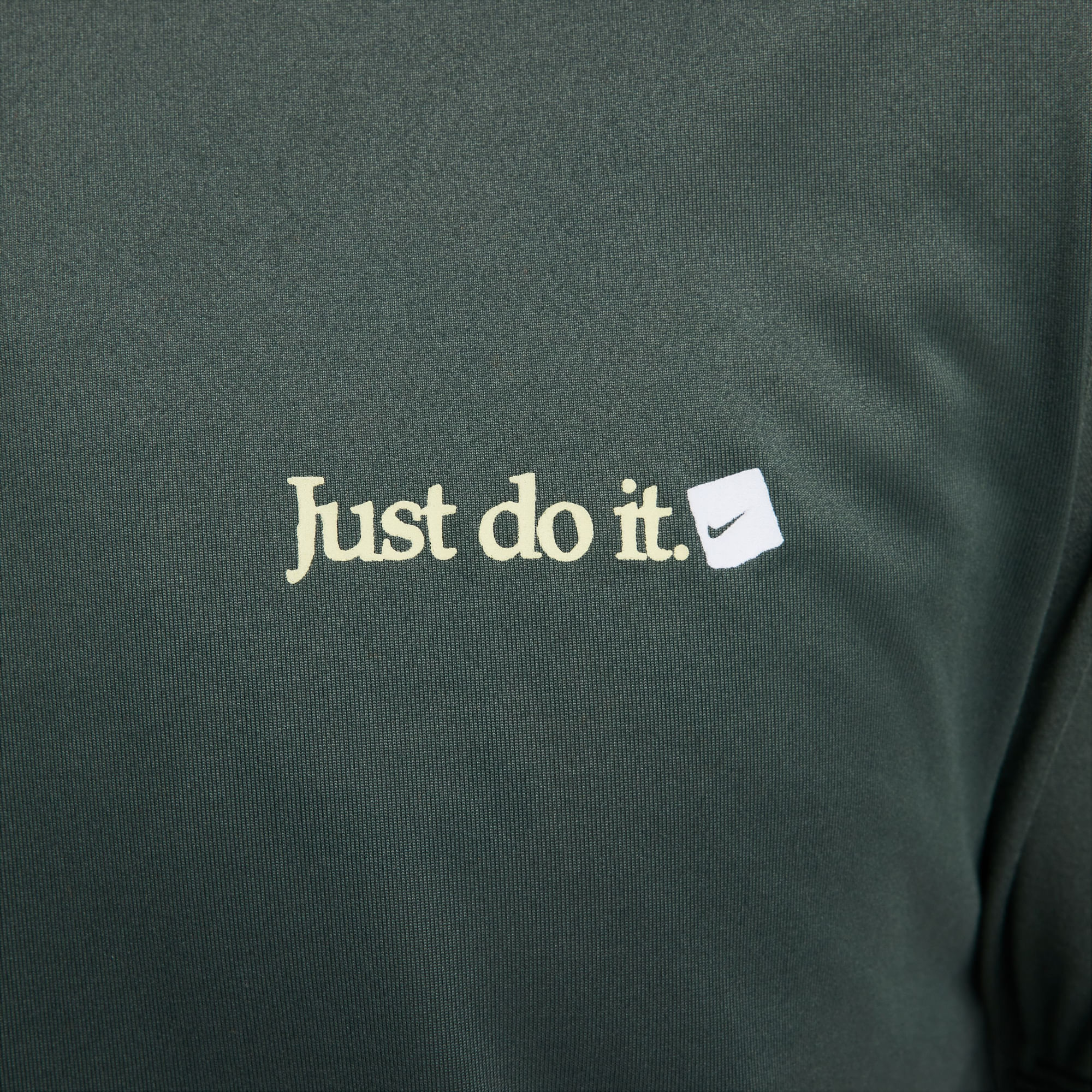 Nike M Nk Df Tee Rlgd Iykyk 2 Camiseta Manga Corta verde de hombre para entrenamiento