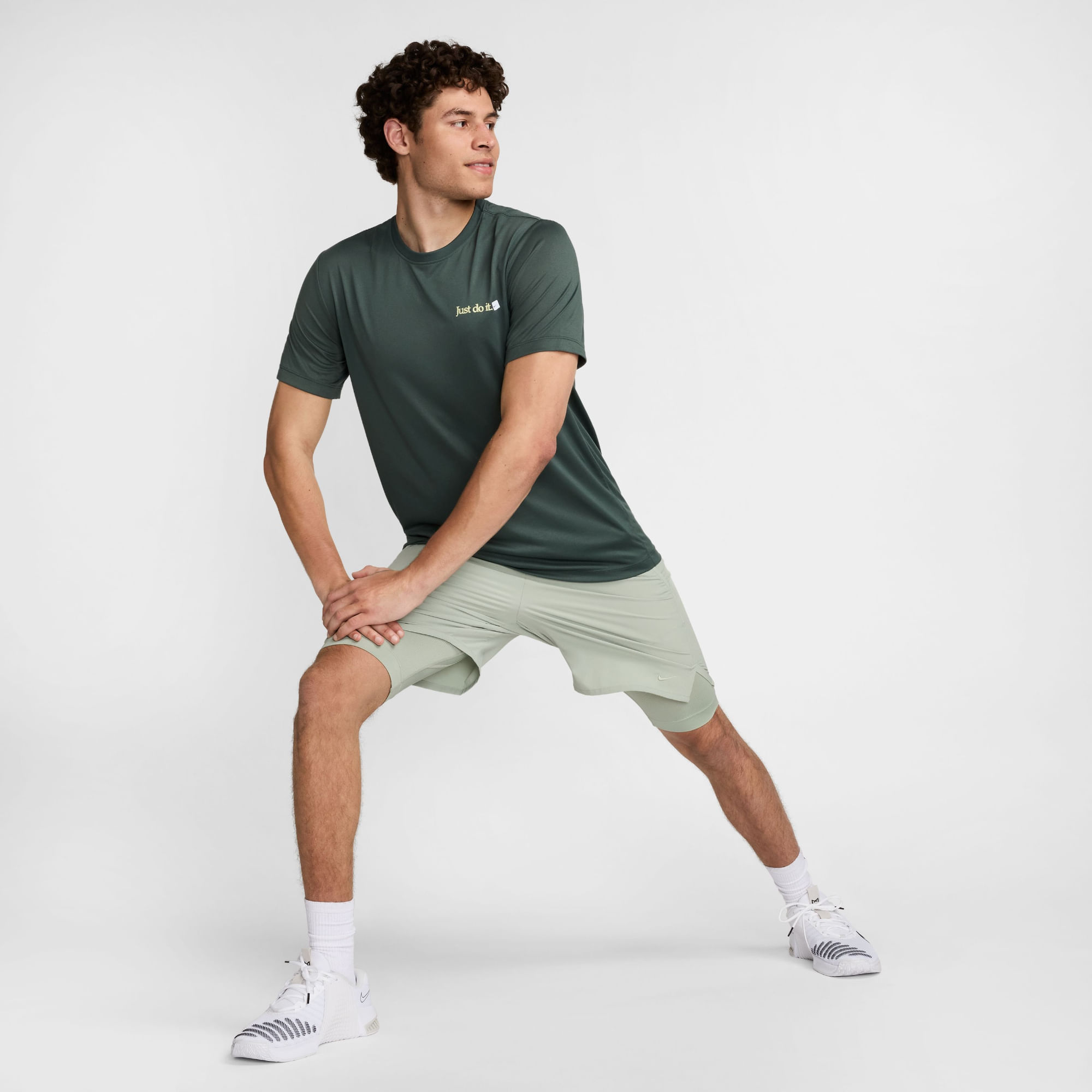 Nike M Nk Df Tee Rlgd Iykyk 2 Camiseta Manga Corta verde de hombre para entrenamiento