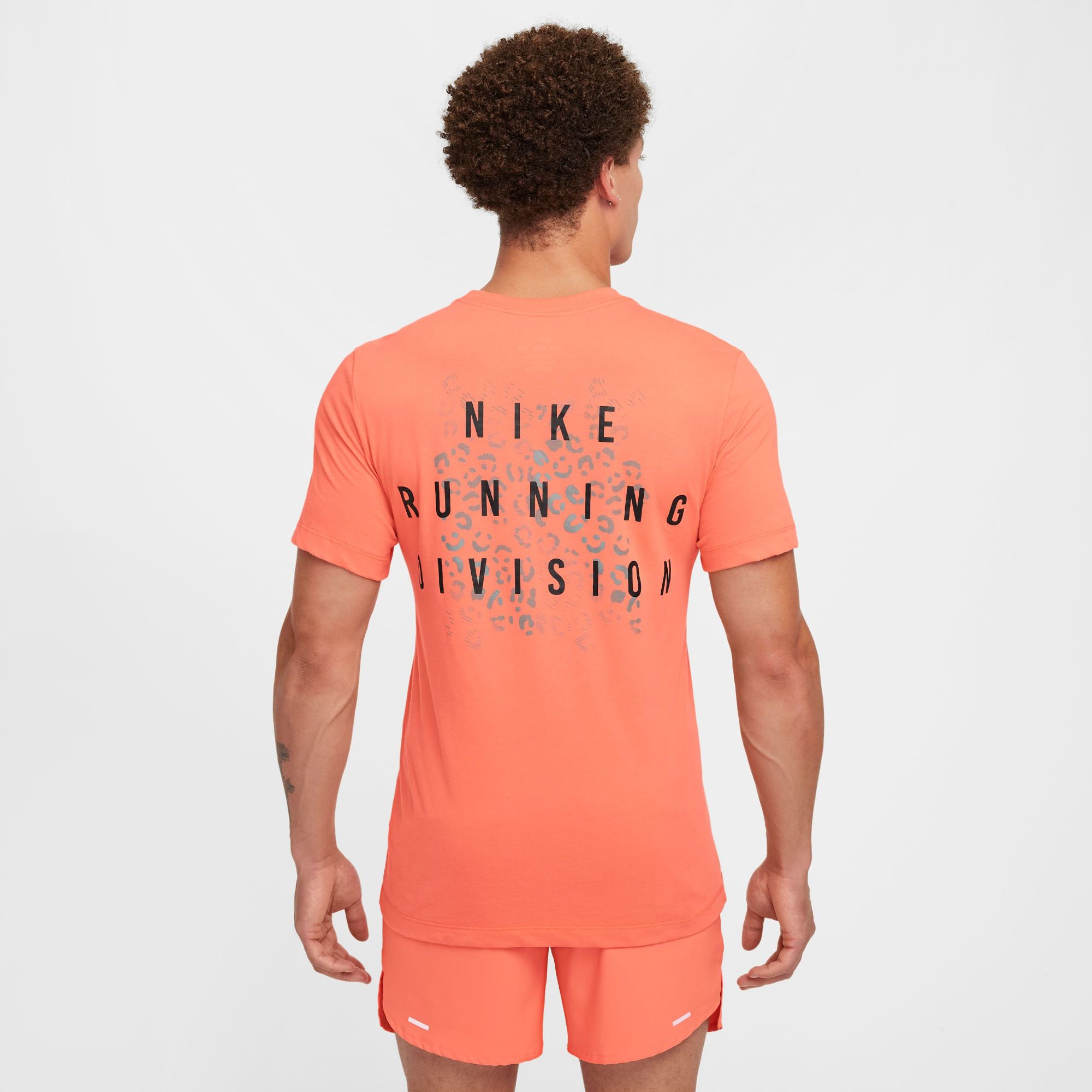 Nike M Nk Df Tee Run Division Fa24 Camiseta Manga Corta multicolor de hombre para correr