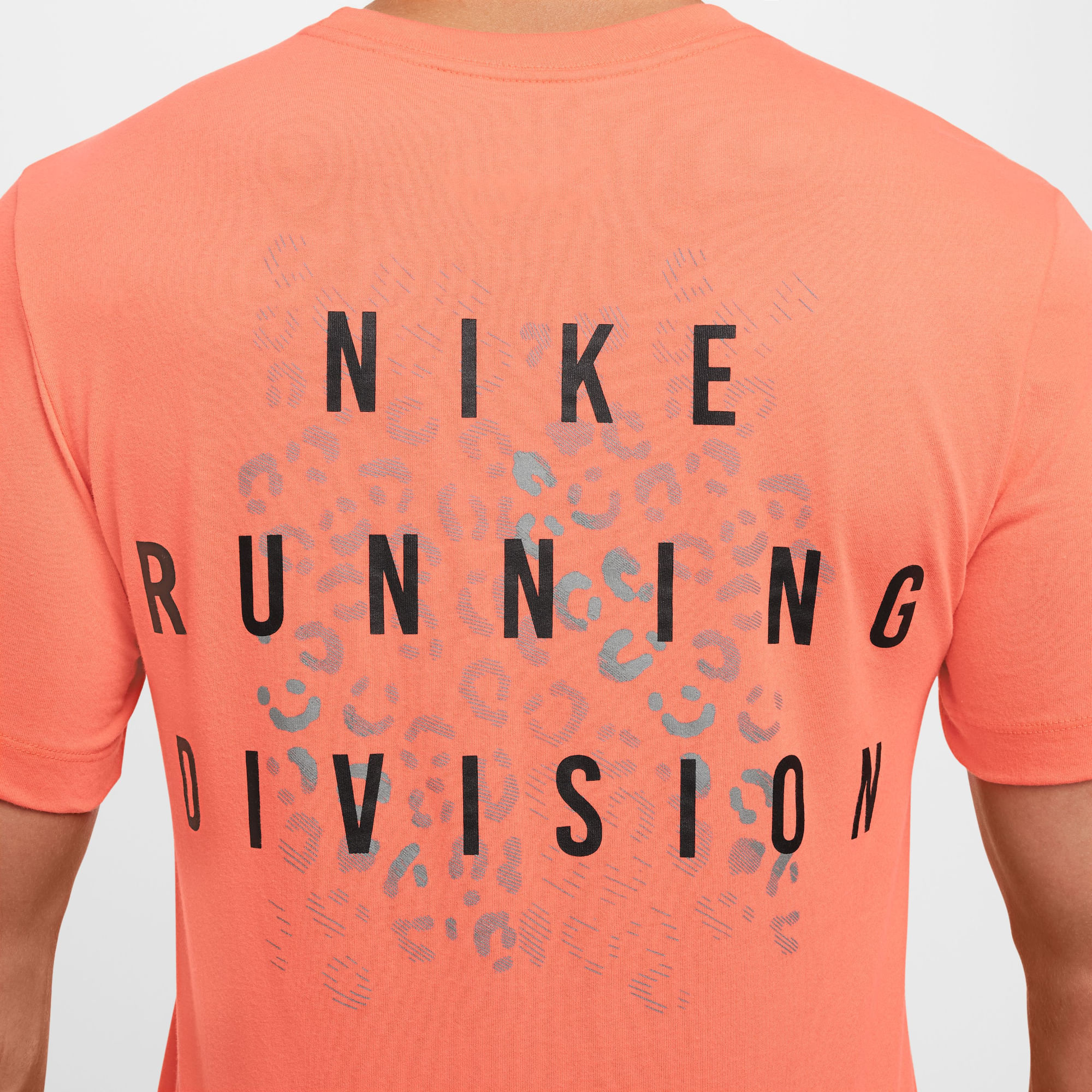 Nike M Nk Df Tee Run Division Fa24 Camiseta Manga Corta multicolor de hombre para correr