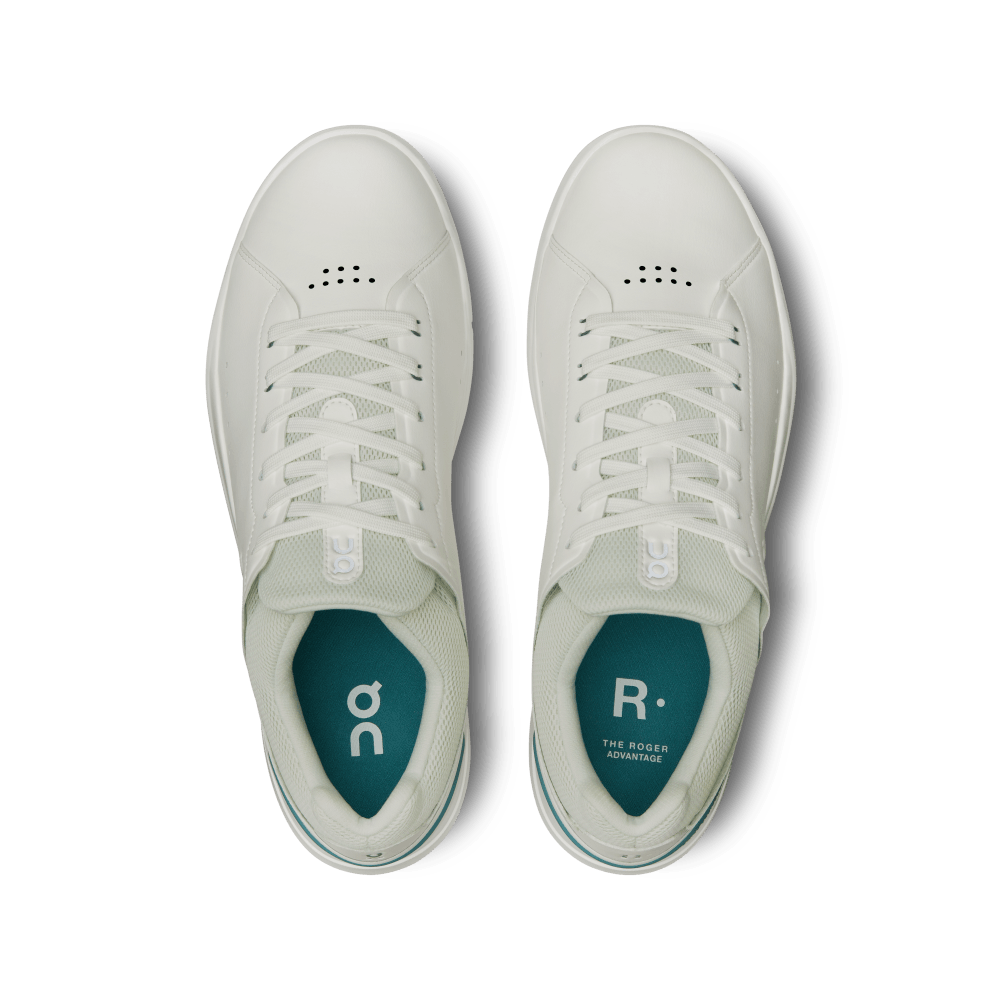 On The Roger Advantage 2 Tenis blanco de hombre lifestyle