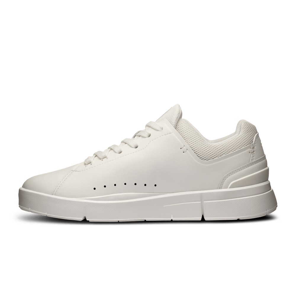 On The Roger Advantage 2 Tenis blanco de mujer lifestyle
