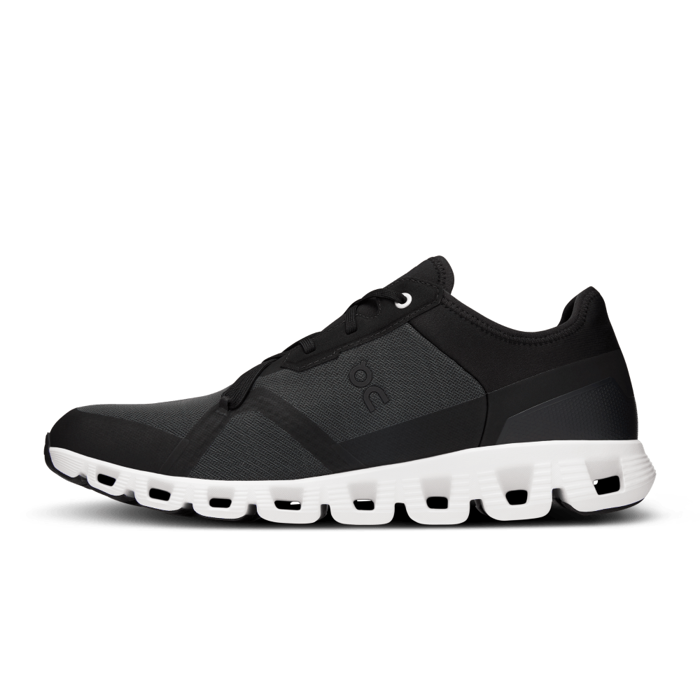 On Cloud X 3 Ad Tenis negro de hombre lifestyle