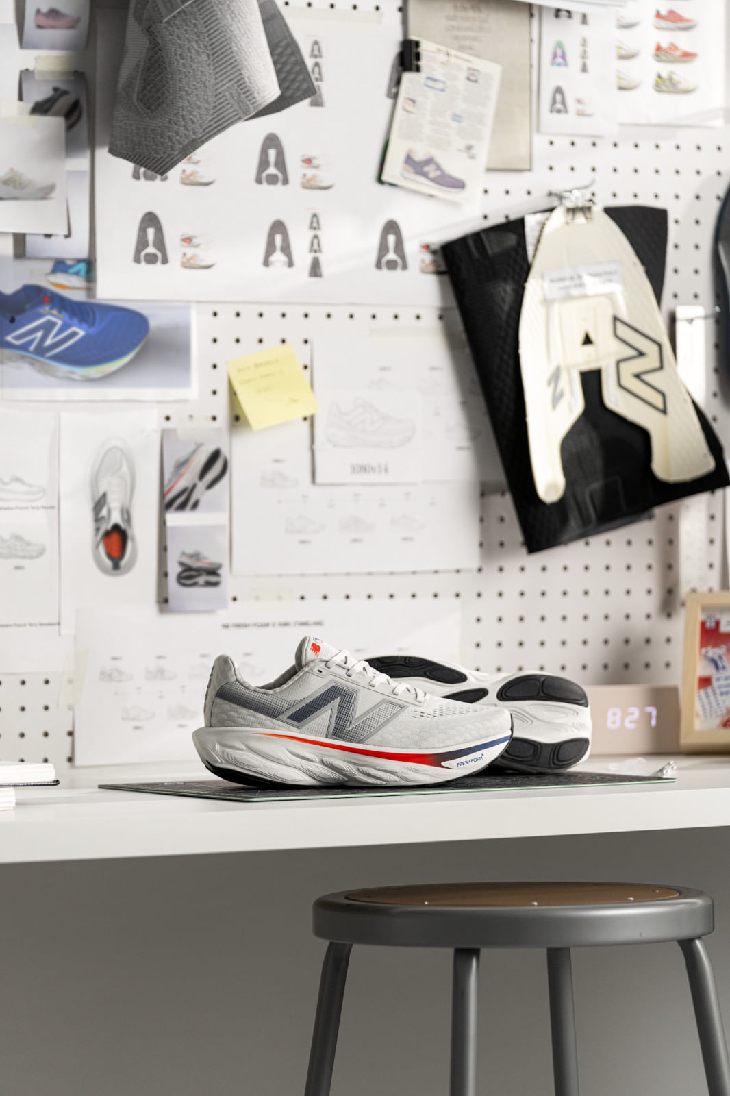 New Balance 1080 V14 Tenis gris de hombre para correr