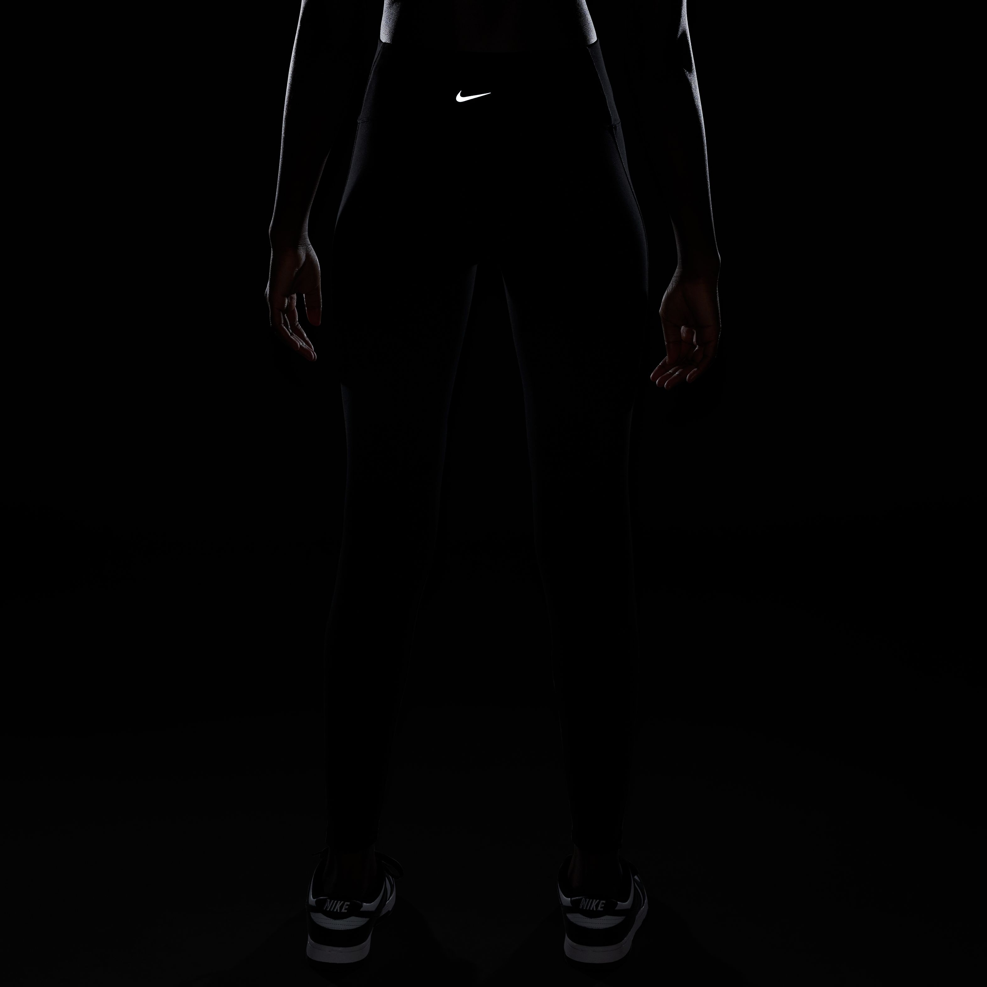 Nike W Nk Df One Hr Tight Useam Licra negro de mujer para entrenamiento