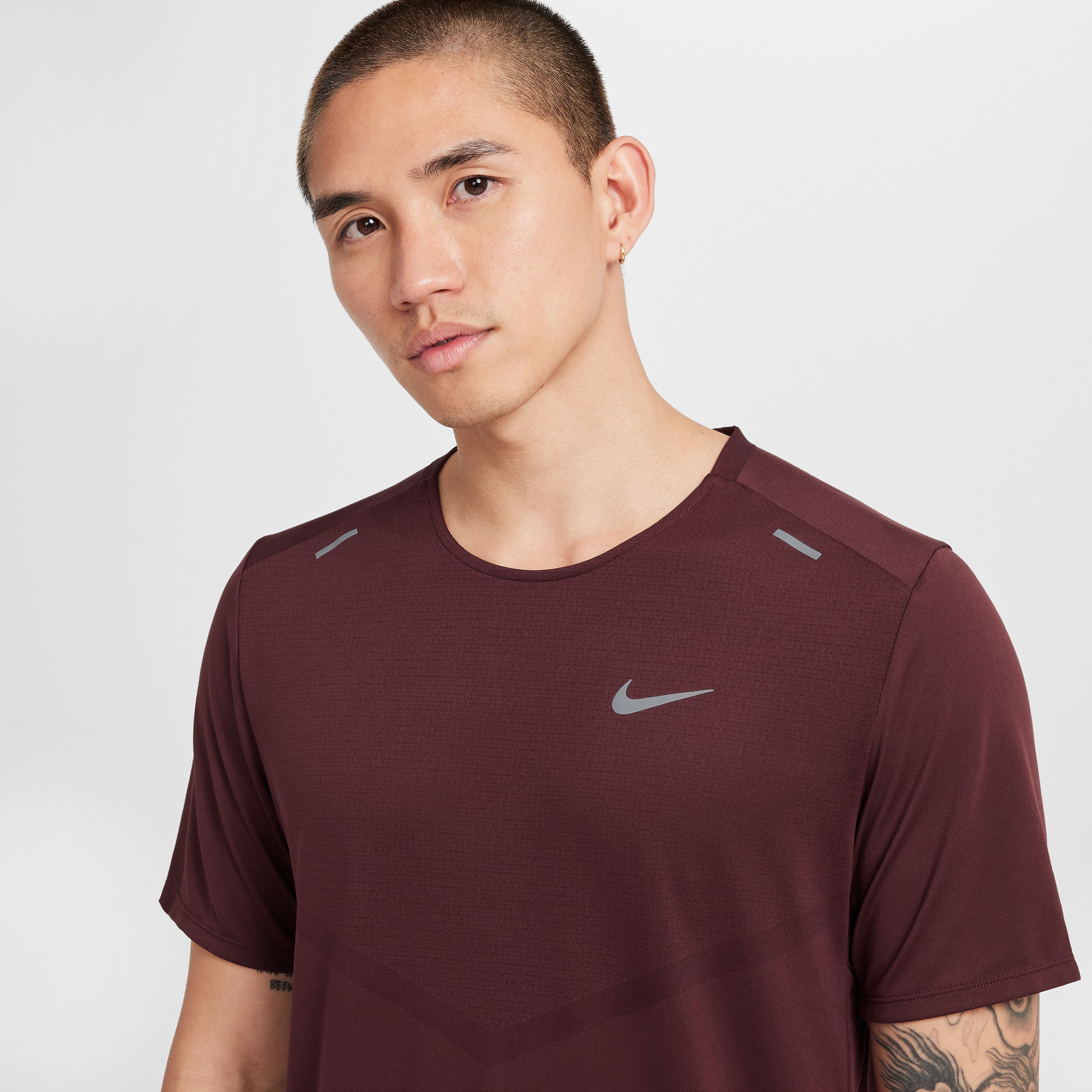 Nike M Nk Df Rise 365 Ss Camiseta Manga Corta rojo de hombre para correr
