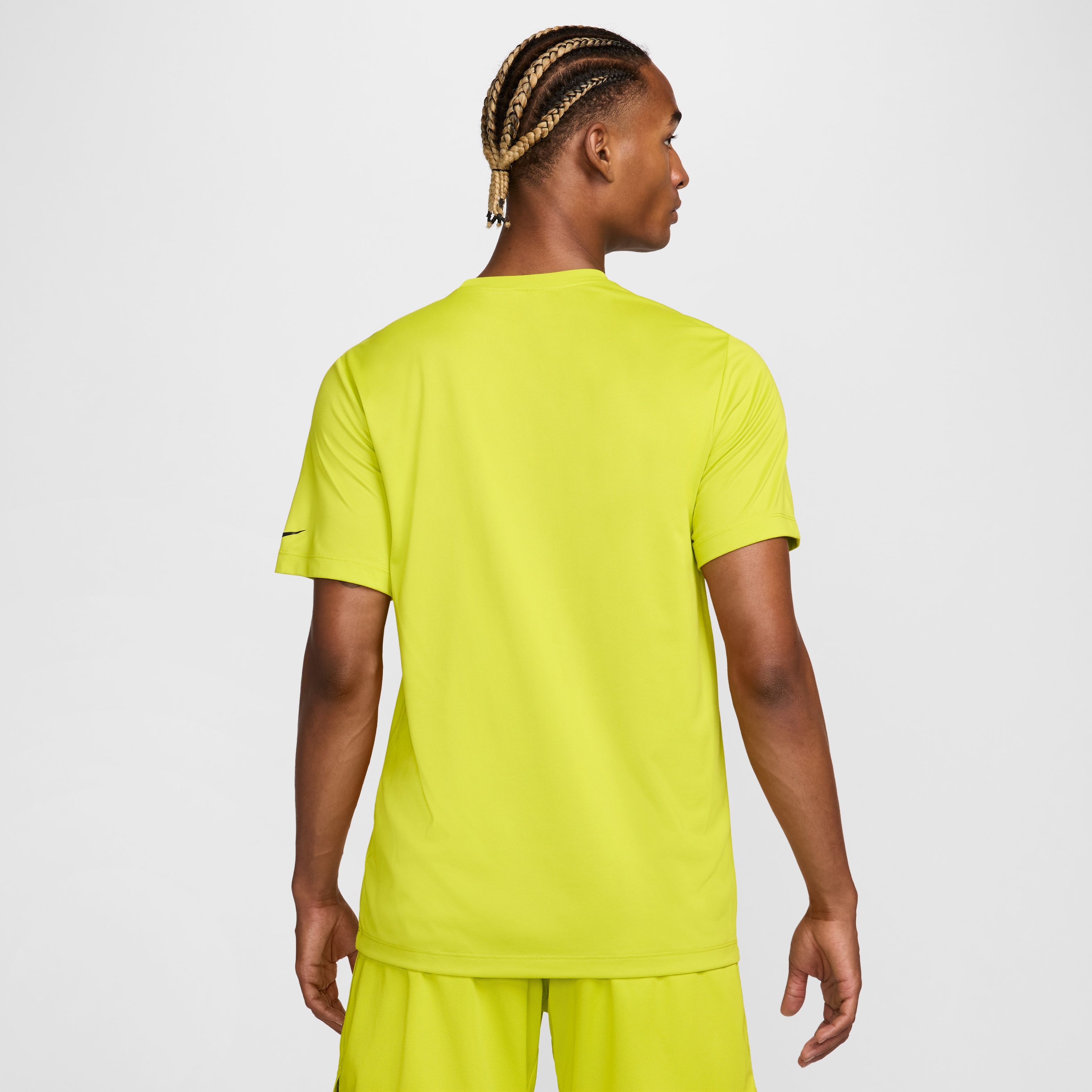 Nike M Nk Df Tee Rlgd Gfx Camiseta Manga Corta verde de hombre para entrenamiento