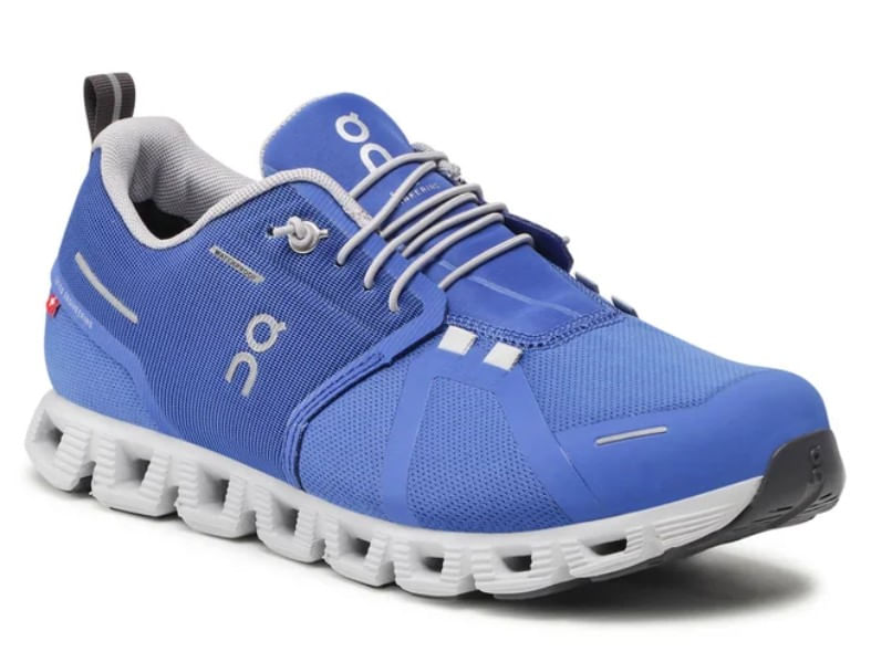 On Cloud Waterproof Tenis azul de mujer lifestyle