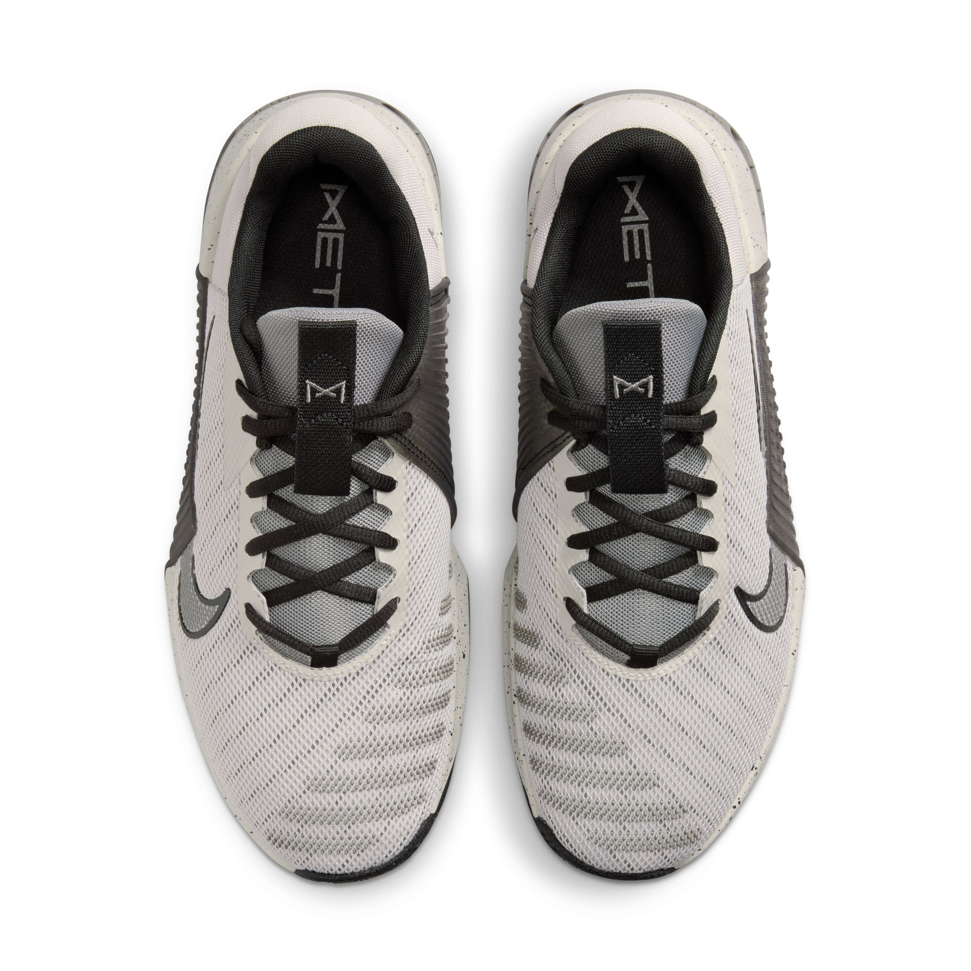 Nike M Nike Metcon 9 Tenis gris de hombre para entrenamiento