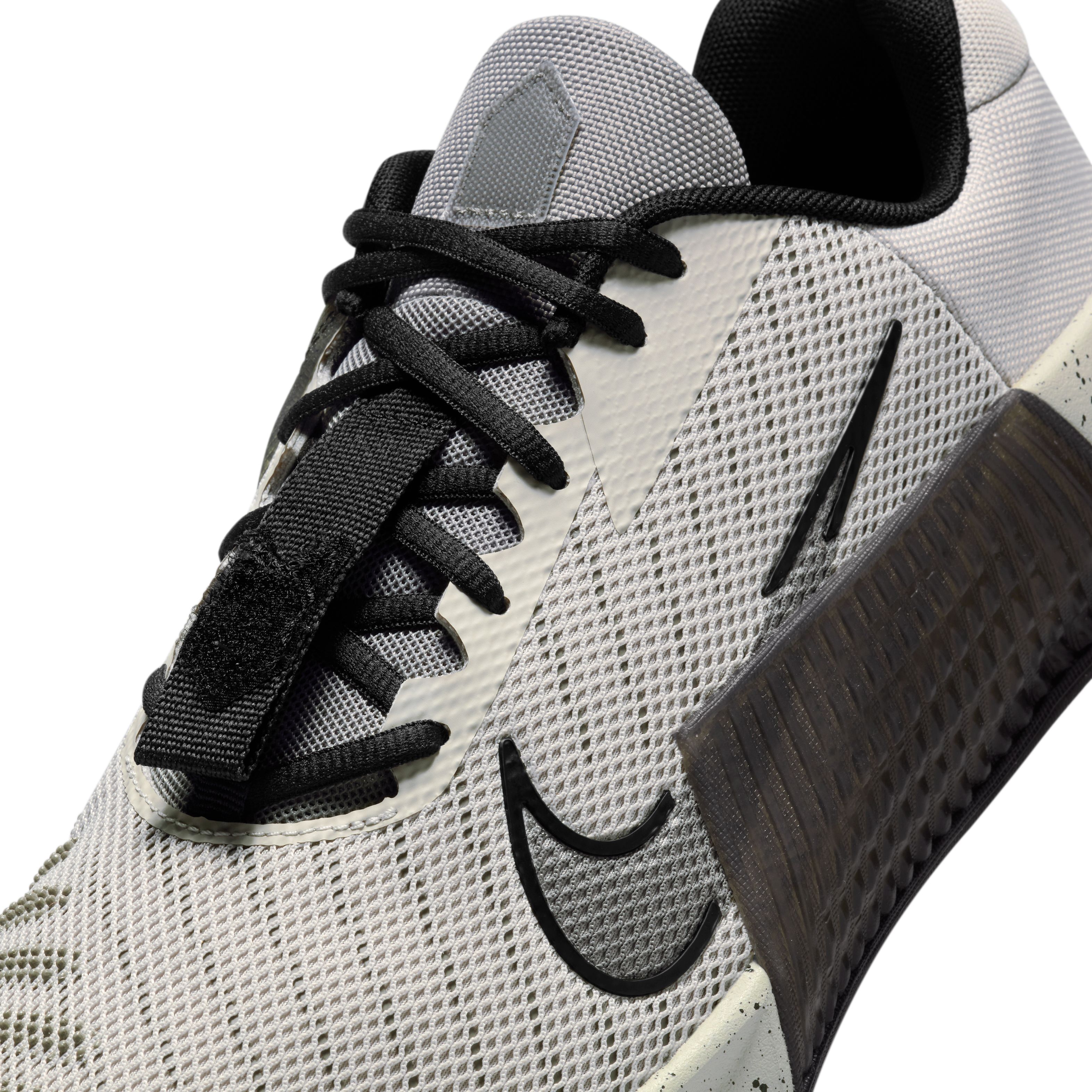 Nike M Nike Metcon 9 Tenis gris de hombre para entrenamiento
