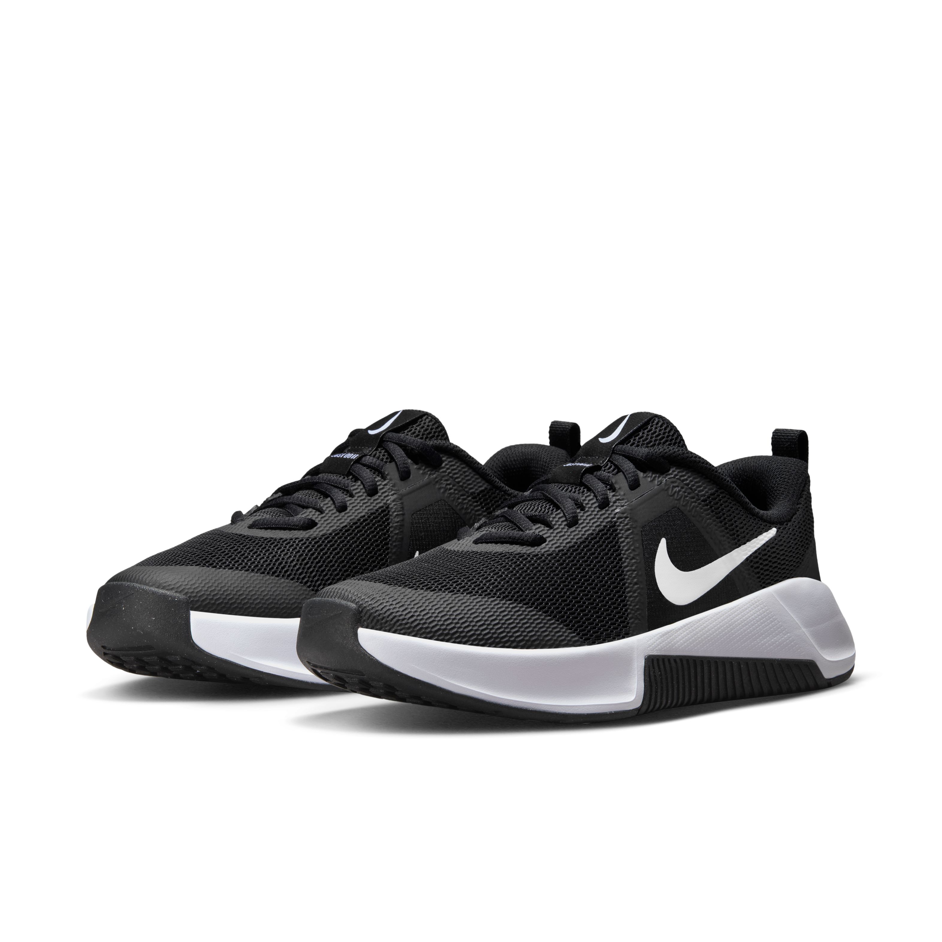 Nike W Nike Mc Trainer 3 Tenis negro de mujer para entrenamiento