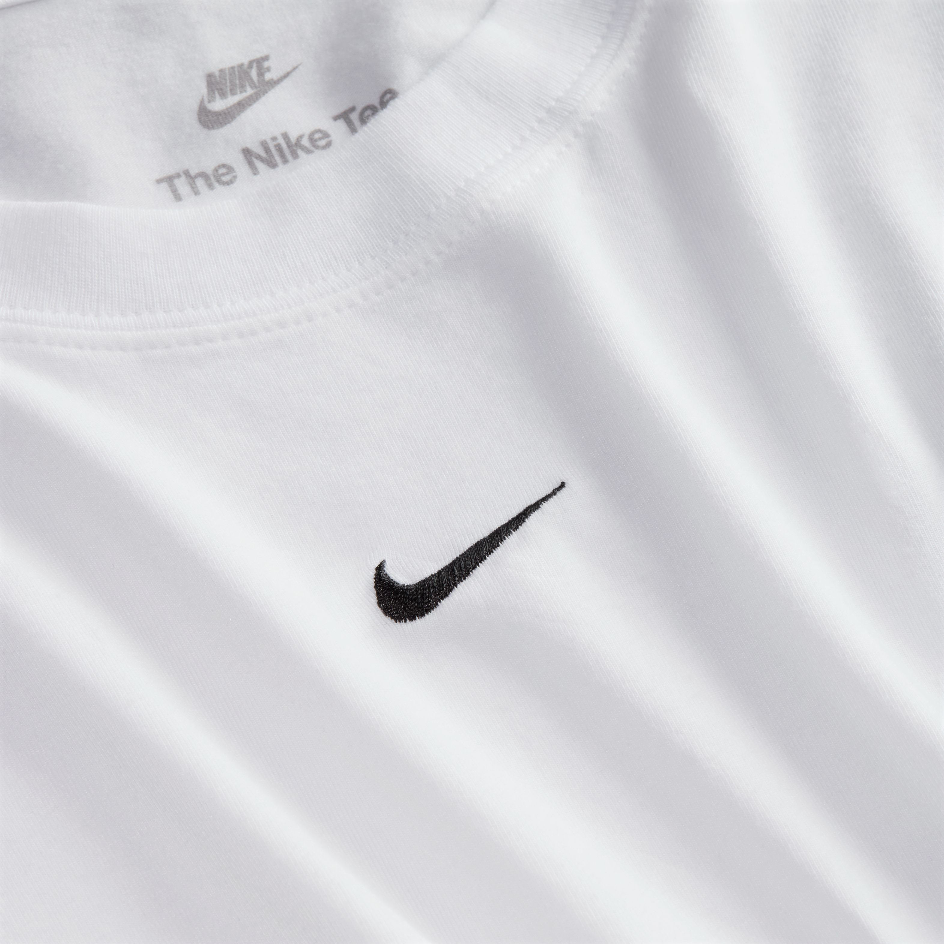 Nike W Nsw Nk Chll Knt Md Crp Camiseta Manga Corta blanco de mujer lifestyle