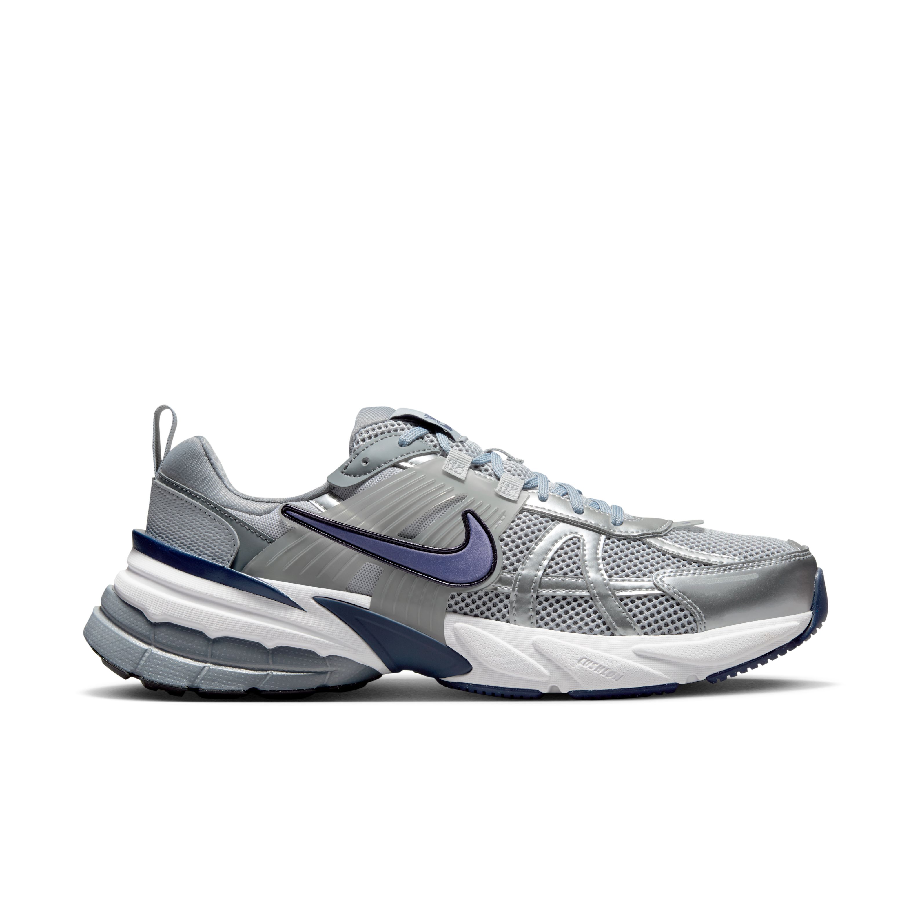 Nike V2K Run Tenis gris de hombre lifestyle
