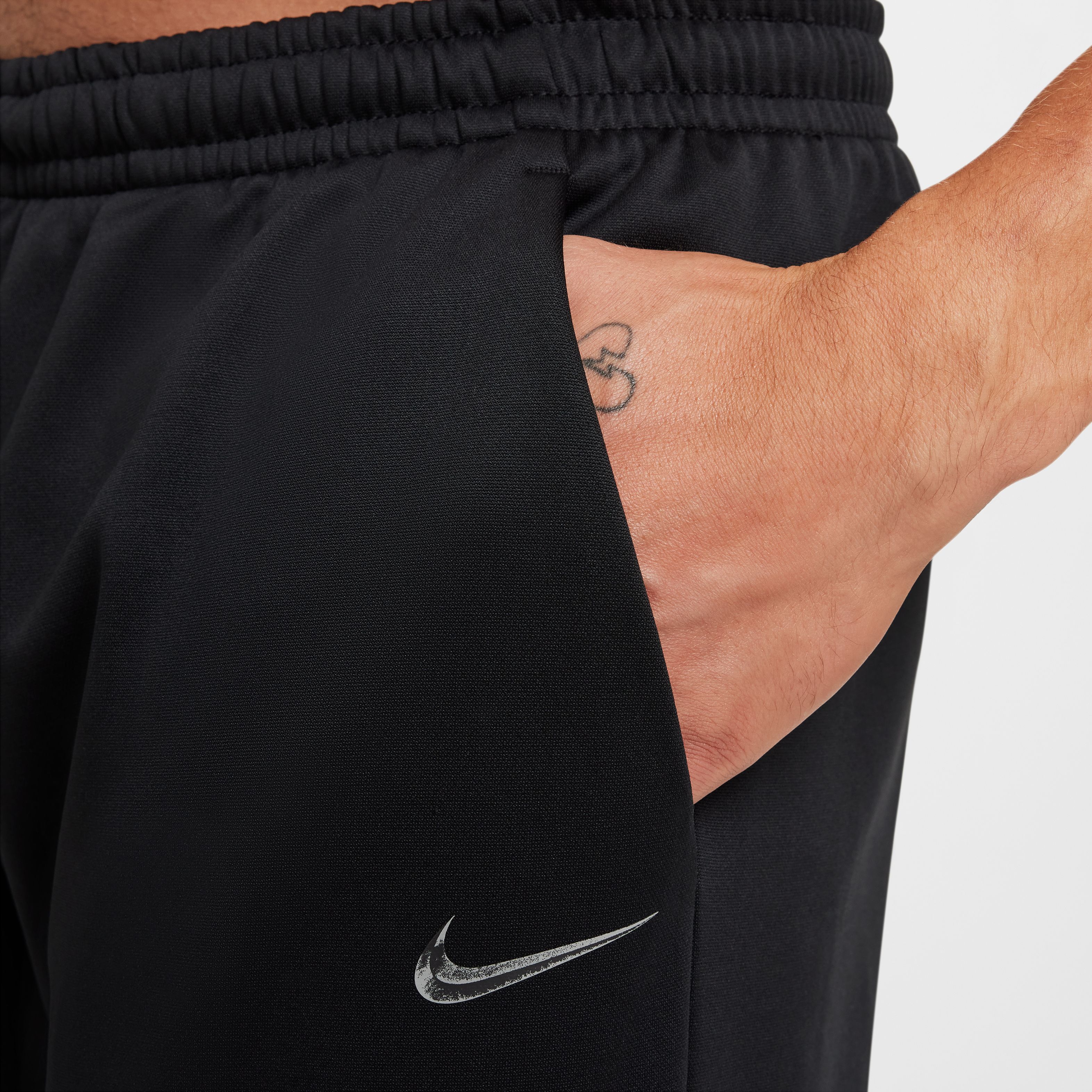 Nike M Nk Tf Gfx Pant Tpr Pantalón negro de hombre para entrenamiento