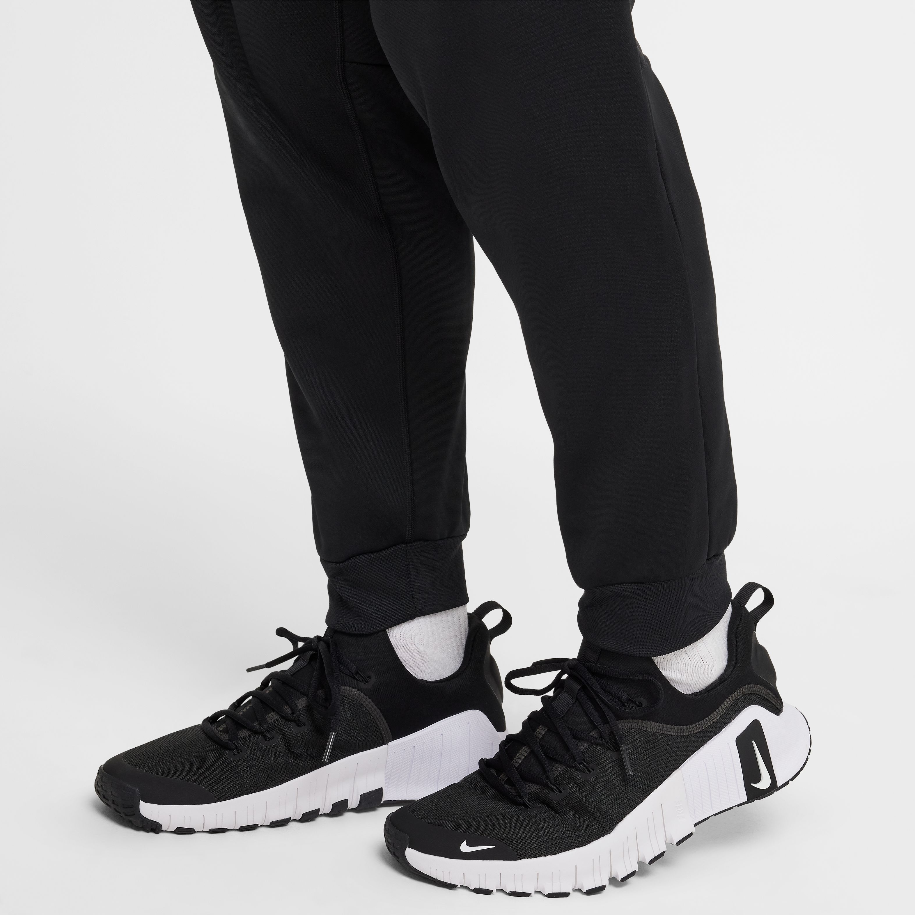 Nike M Nk Tf Gfx Pant Tpr Pantalón negro de hombre para entrenamiento