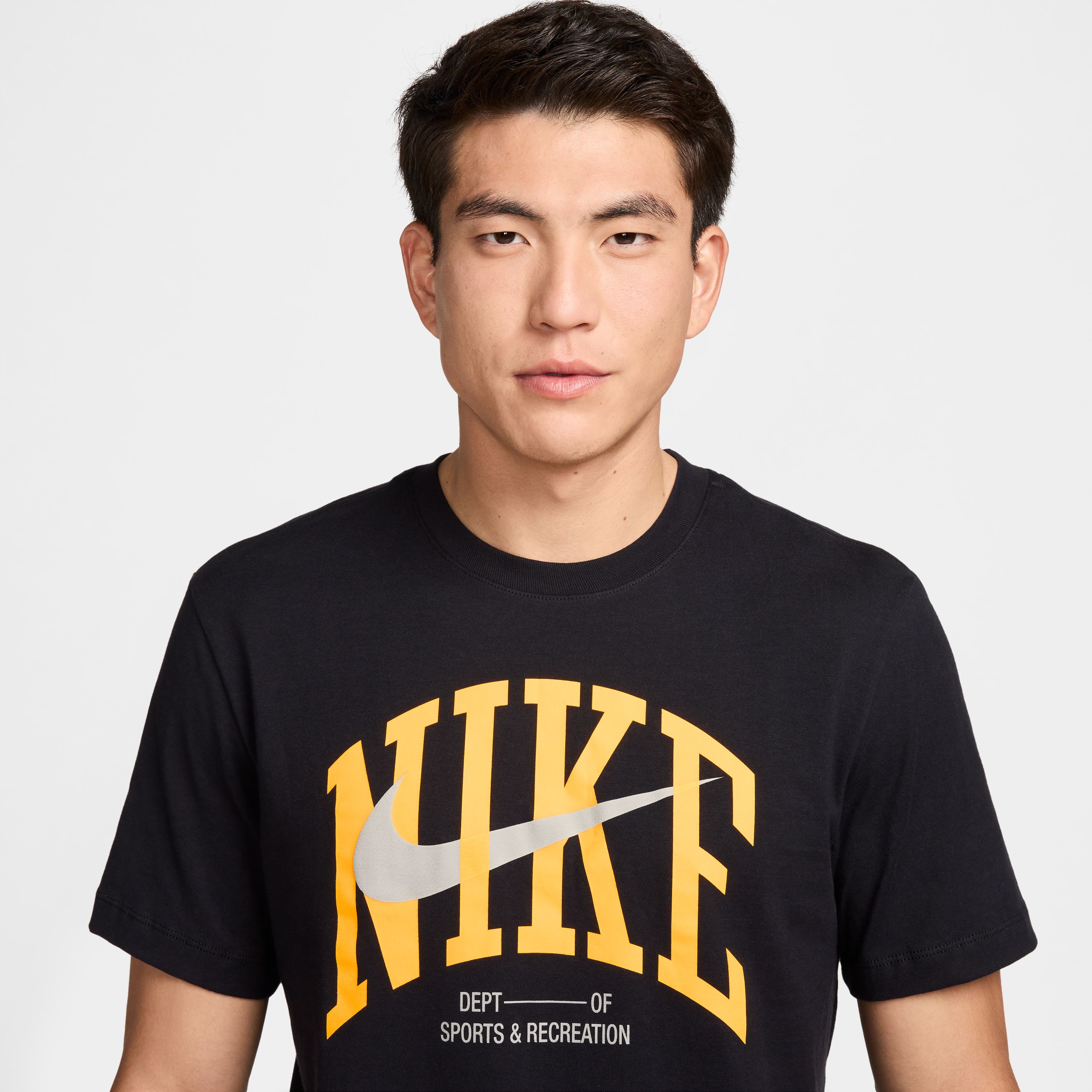 Nike M Nk Df Tee Modern Fitness Camiseta Manga Corta negro de hombre para entrenamiento