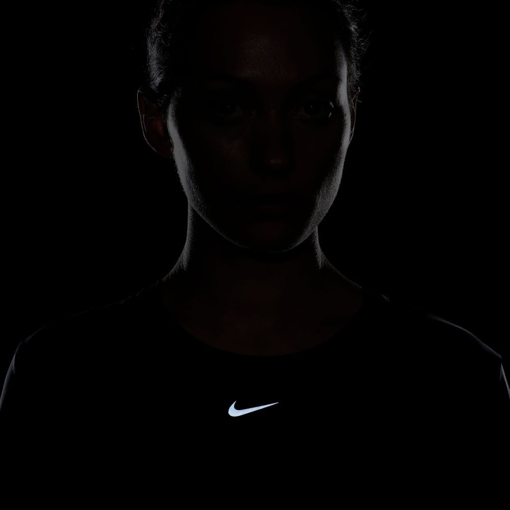 Nike W Nk One Classic Df Ss Top Camiseta Manga Corta negro de mujer para entrenamiento