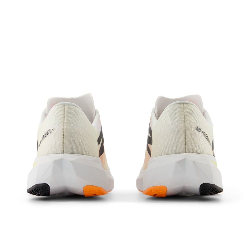 New Balance Rebel V4 Tenis blanco de hombre para correr