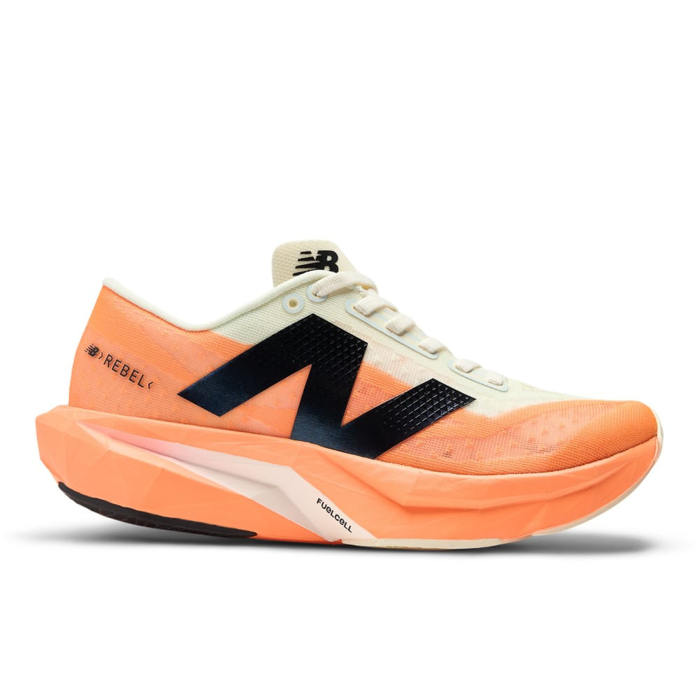 New Balance Rebel V4 Tenis naranja de mujer para correr