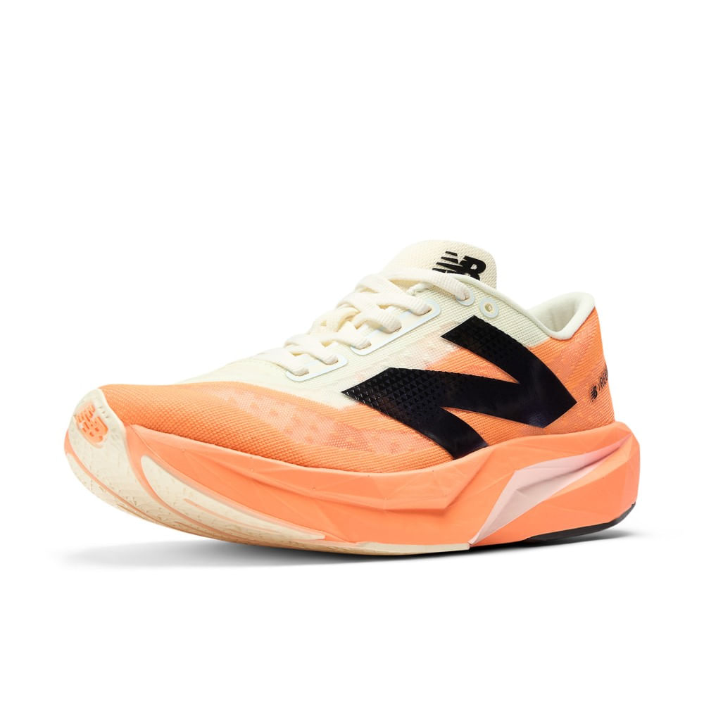 New Balance Rebel V4 Tenis naranja de mujer para correr