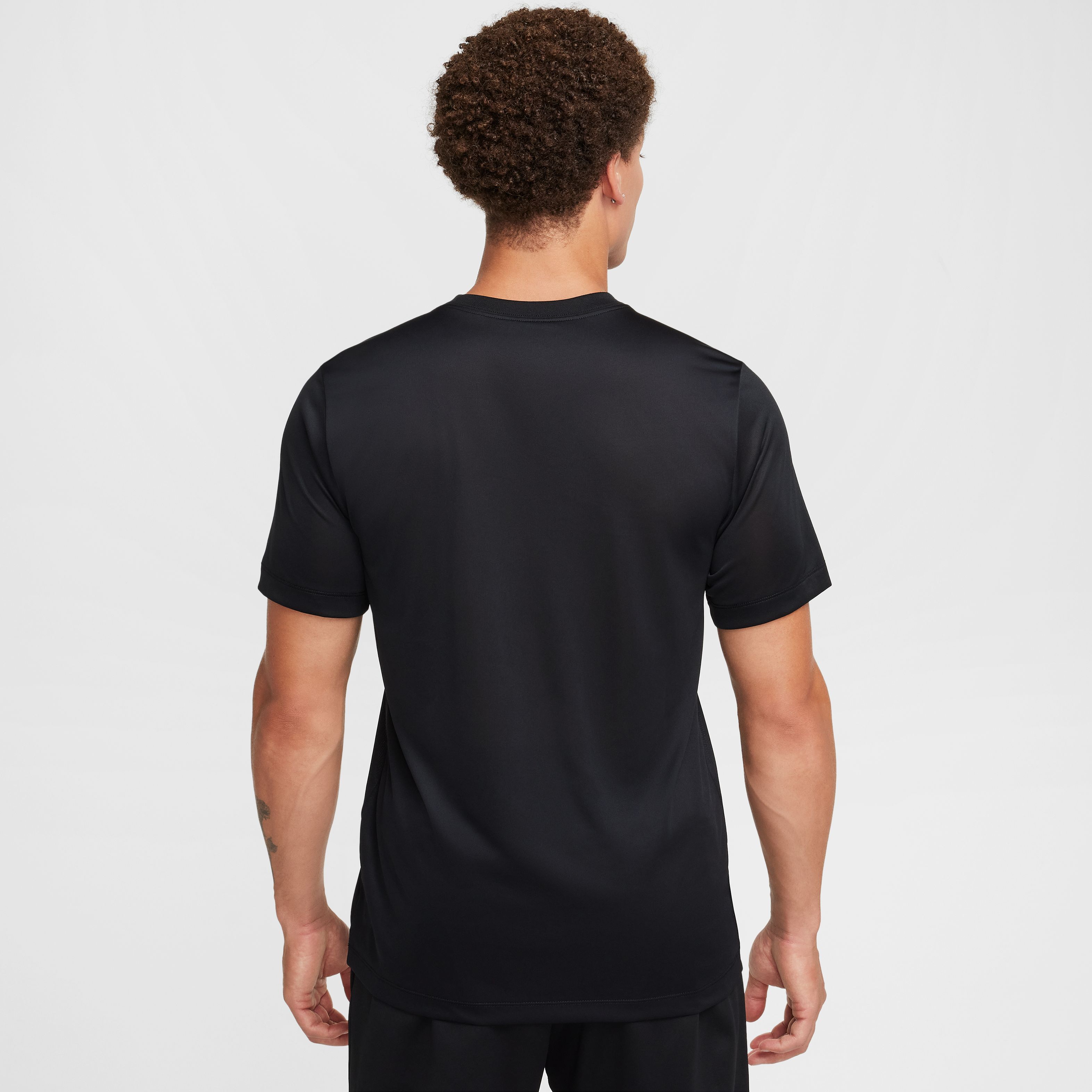 Nike M Nk Df Tee Rlgd Iykyk Camiseta Manga Corta negro de hombre para entrenamiento