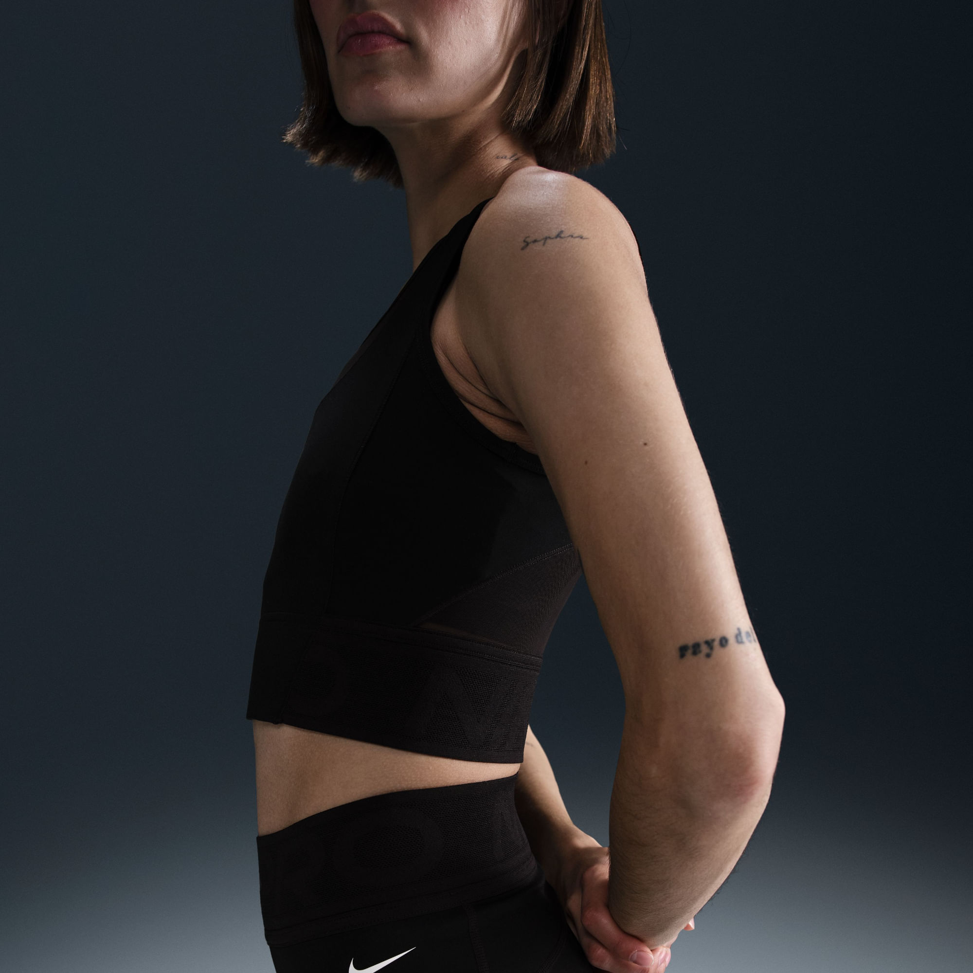 Nike W Np Df Crop Tank Gg Camiseta Manga Sisa blanco de mujer para entrenamiento