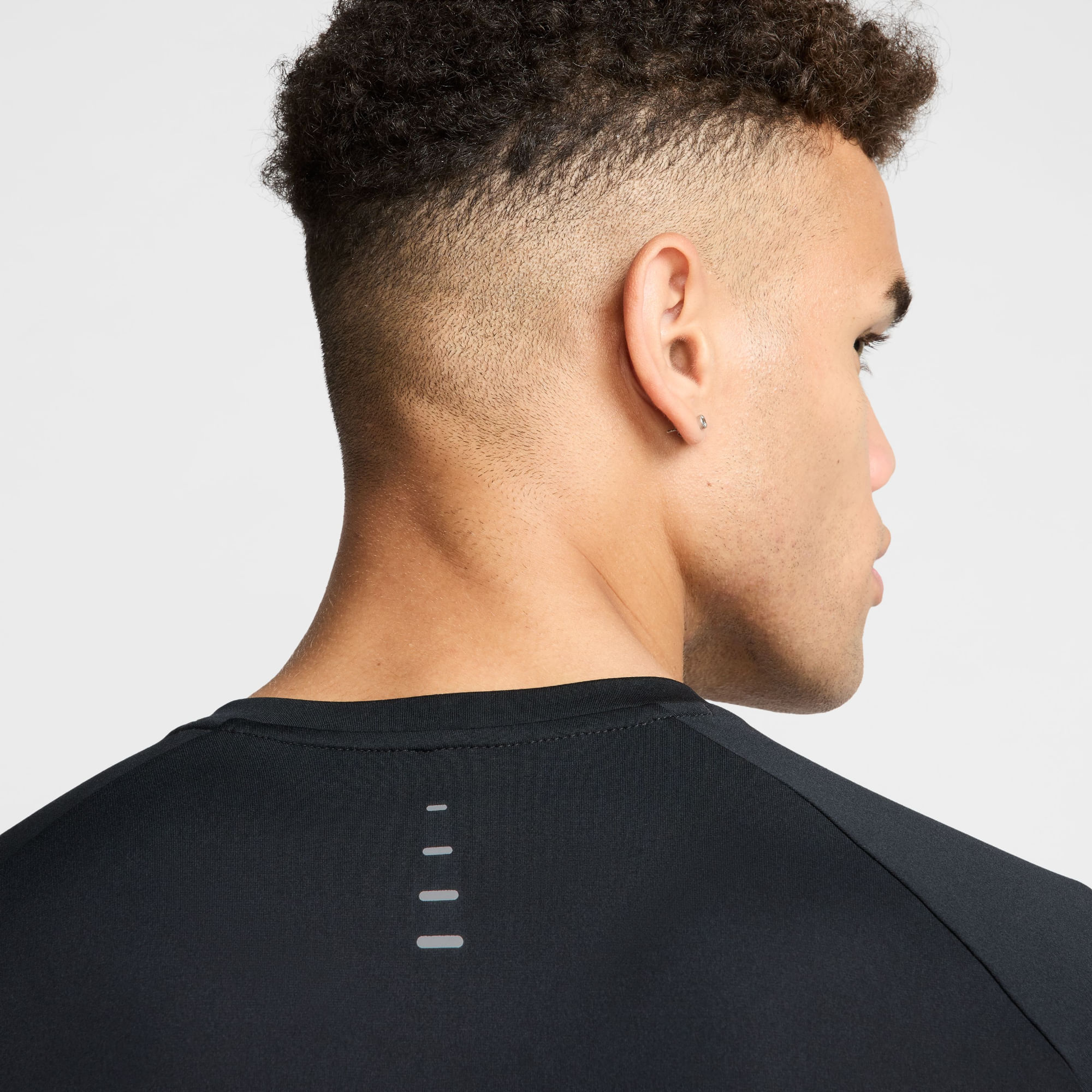 Nike M Nk Dfadv Stride Ss Top Camiseta Manga Corta negro de hombre para correr