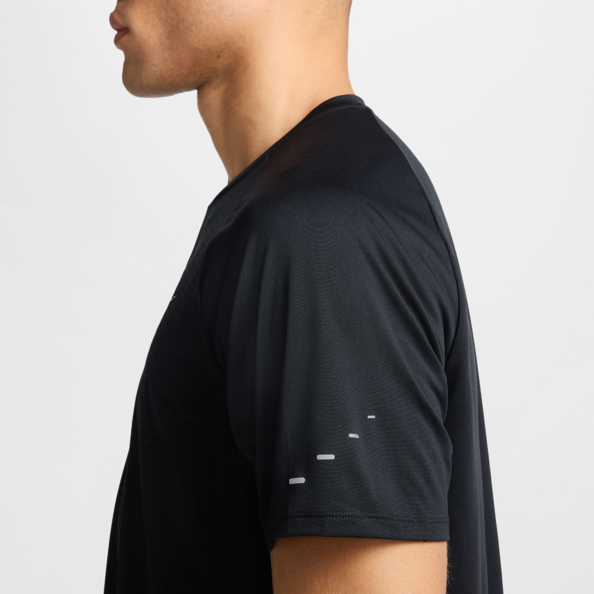 Nike M Nk Dfadv Stride Ss Top Camiseta Manga Corta negro de hombre para correr