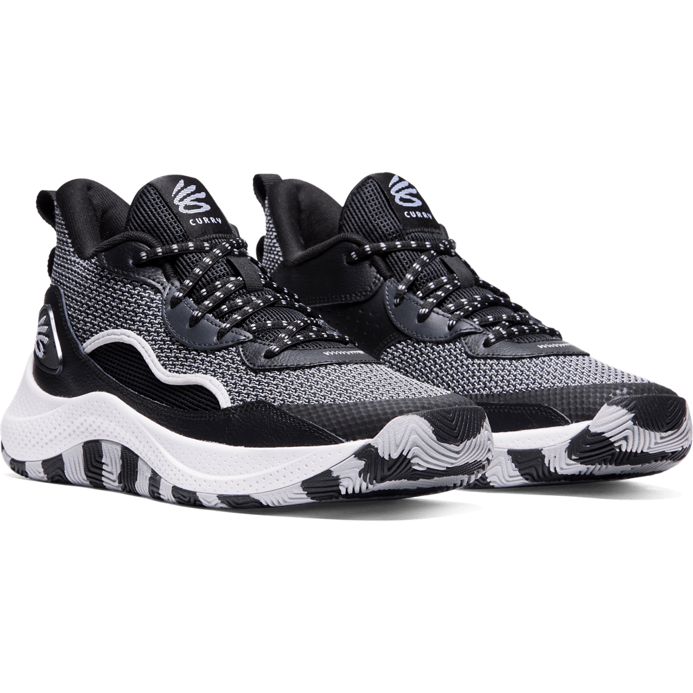 UA Ry 3Z 24 Tenis negro de hombre para baloncesto