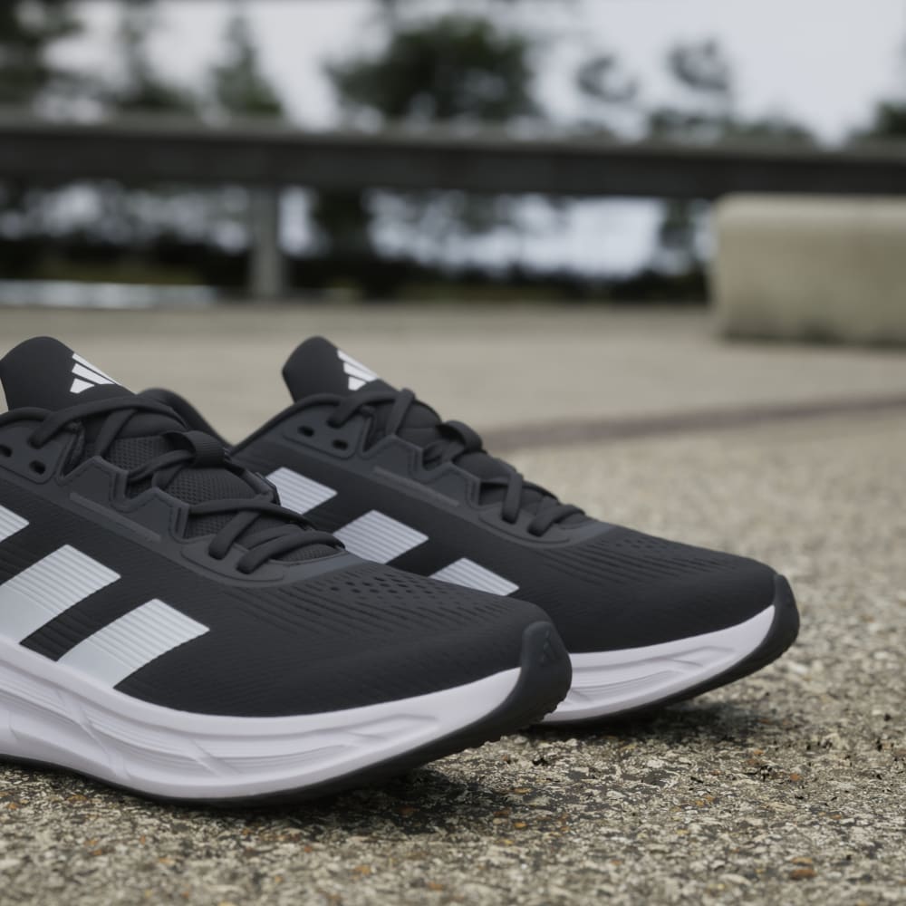 Adidas Tenis Questar 3 negro de hombre para correr