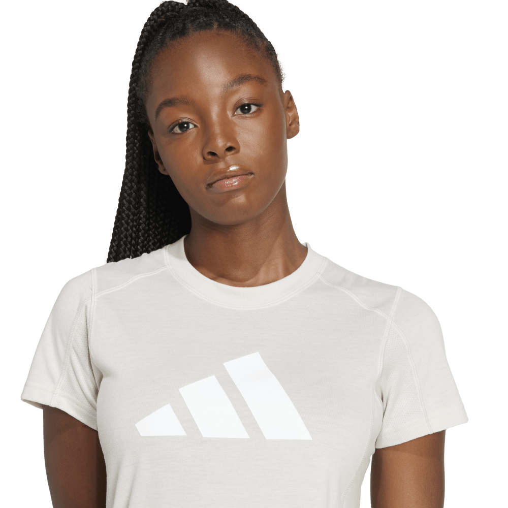 Adidas Tr-Es Logo T Camiseta Manga Corta gris de mujer para entrenamiento