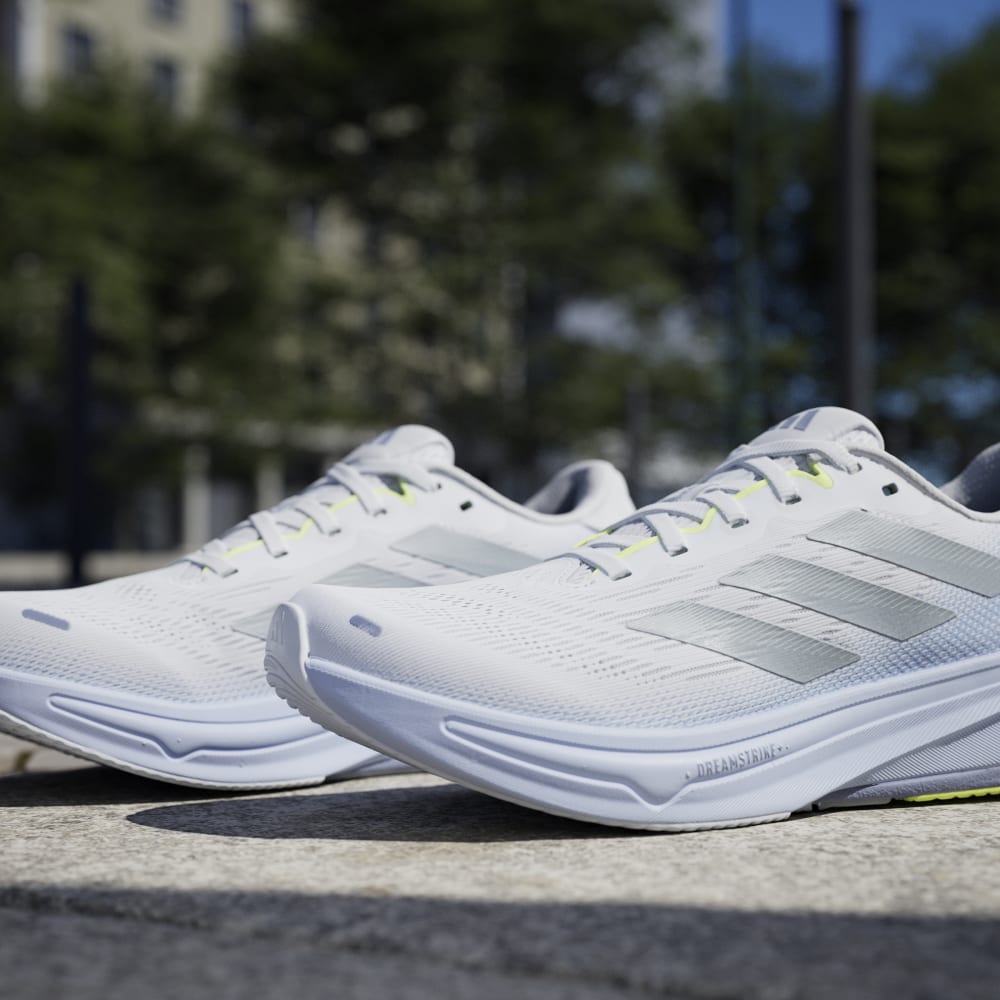 Adidas Tenis Supernova Rise 2 gris de mujer para correr