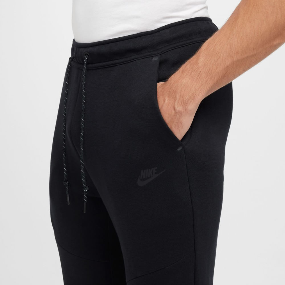 Nike M Nk Tch Flc Jggr Pantalón negro de hombre lifestyle