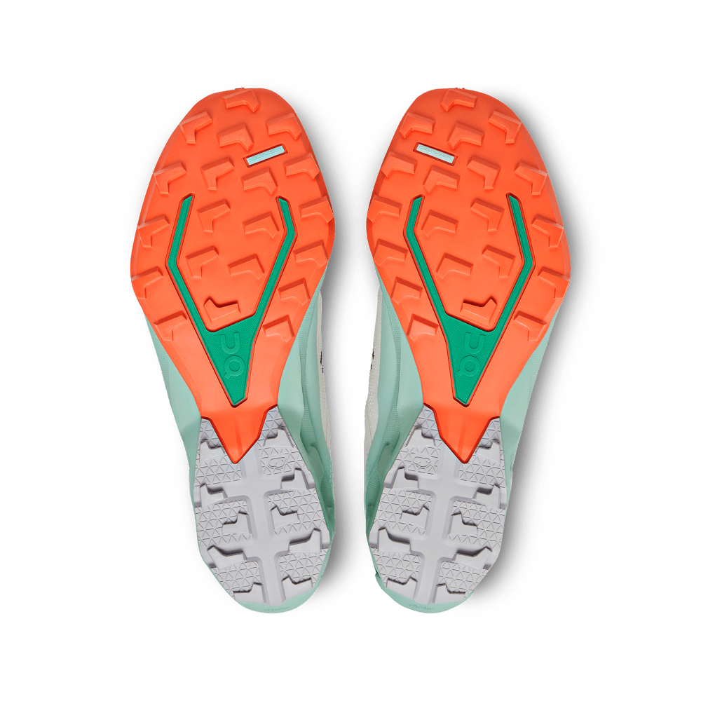 On Cloudventure Peak Tenis blanco de mujer para outdoor