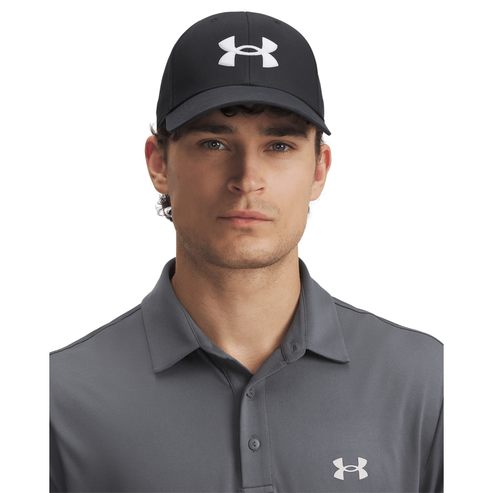 UA Ve Bltz Adj Gorra negro de hombre para golf
