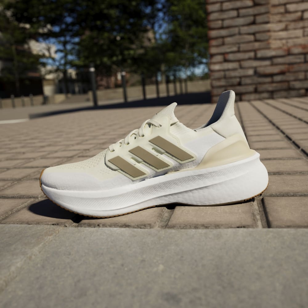 Adidas Tenis Ultraboost 5 verde de mujer para correr