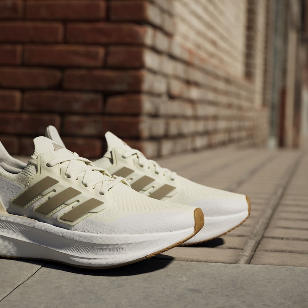 Adidas Tenis Ultraboost 5 verde de mujer para correr